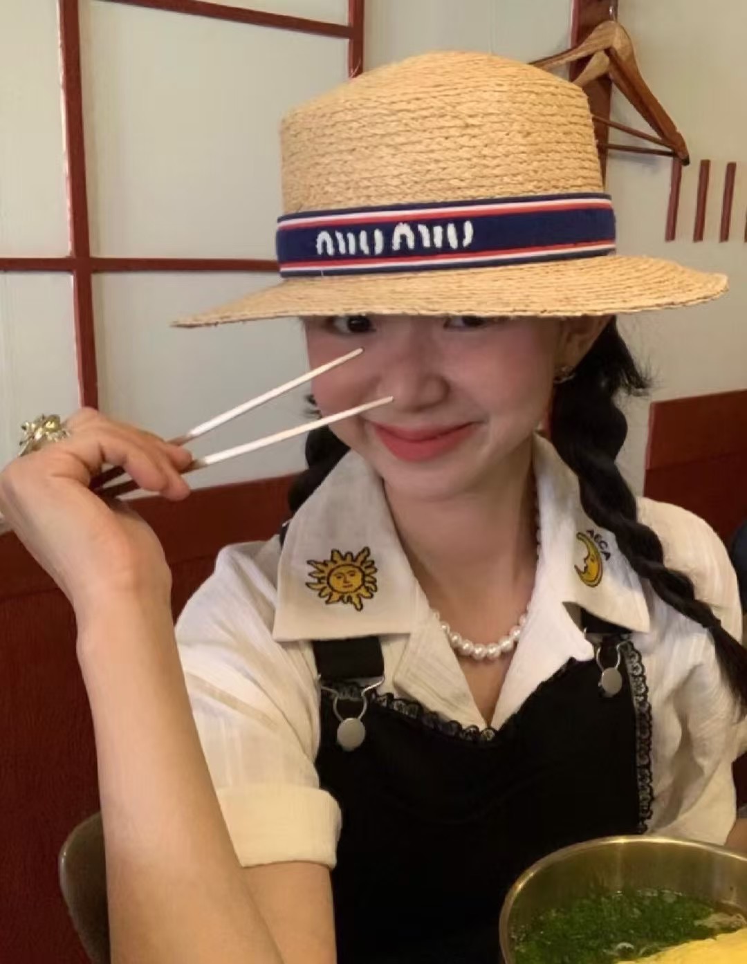 NO:343583,High-volume version!  No quality issues will be returned and exchanged!  New - Finally, Miumiu Lafite Flat Top Hat is available exclusively for sale Live guest order hat Straw hat Fisherman hat Baseball hat, hat, Miumiu, espadrilles, hats跑量高版本！无质量问题不退换！ 上新 —— 终于现货了miumiu拉菲草平顶帽 独家发售 直播客人订单款帽子草帽渔夫帽棒球帽,帽子,miumiu,espadrilles,hats,hat