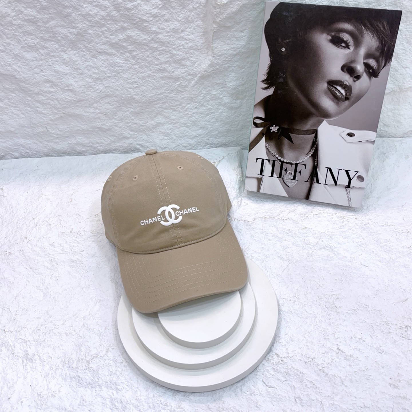 NO:344011,Running volume, Xiaoxiang~New style, simple and high-end baseball cap, new craft washing, retro colors, customized version!  Hat Straw Hat Fisherman Hat Baseball Hat, Hats, espadrilles, hats跑量 小香～新款 简约高级感棒球帽 新工艺洗水,复古色系,定制版！帽子草帽渔夫帽棒球帽,帽子,espadrilles,hats,hat