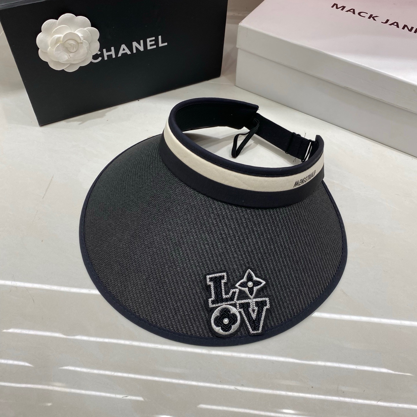 NO:343812,Running volume Donkey House~New model empty top hat Summer sunshade shell empty top hat, widened brim 180° full face sun protection High-efficiency sunshade, small face style, big head baby, head circumference: 56-60cm can wear hats, straw hat, fisherman hat, baseball hat, hat, louis vuitton, louis vuitton, espadrilles, hats跑量 驴家～新款空顶帽 夏日遮阳贝壳空顶帽,大檐加宽180°全脸防晒 高效遮阳,显脸小的款式 大头宝宝放心入手 头围:56-60cm均可佩戴帽子草帽渔夫帽棒球帽,帽子,louis vuitton,louis vuitton,espadrilles,hats,hat