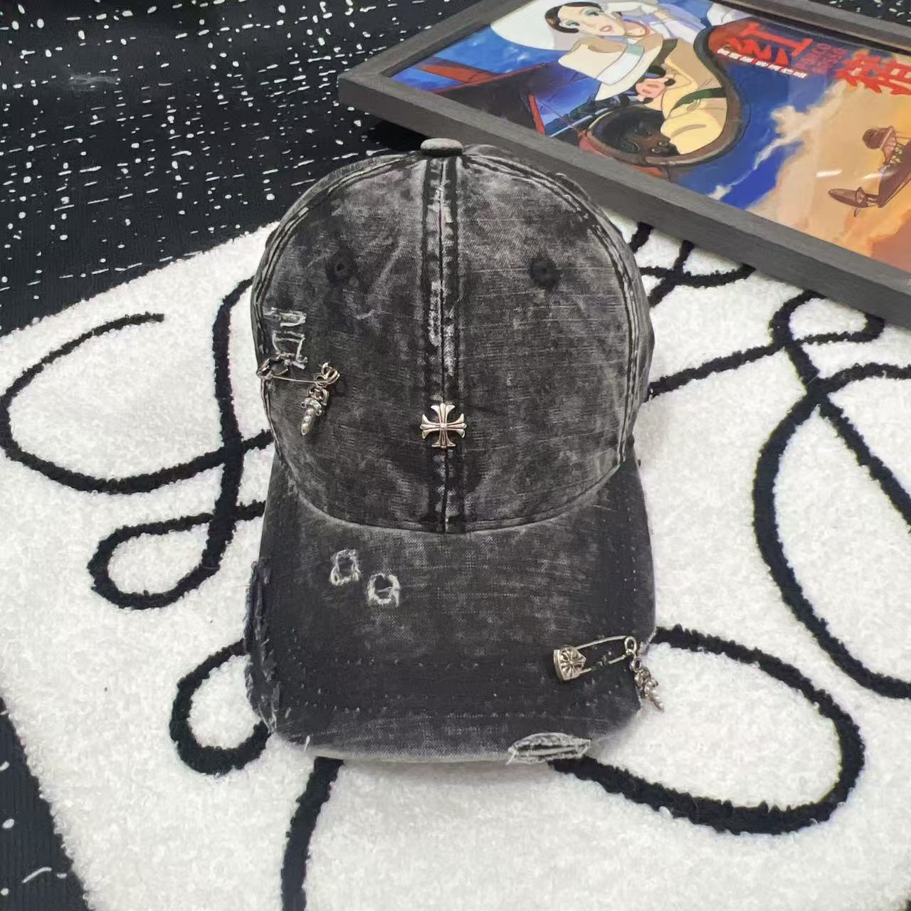 NO:345954,Running volume Croxin~New style Simple and high-end baseball cap New craft washing, retro colors, customized version!  Hat straw hat fisherman hat baseball hat, hat, chrome hearts, espadrilles, hats跑量 克罗心～新款 简约高级感棒球帽 新工艺洗水,复古色系,定制版！帽子草帽渔夫帽棒球帽,帽子,chrome hearts,espadrilles,hats,hat