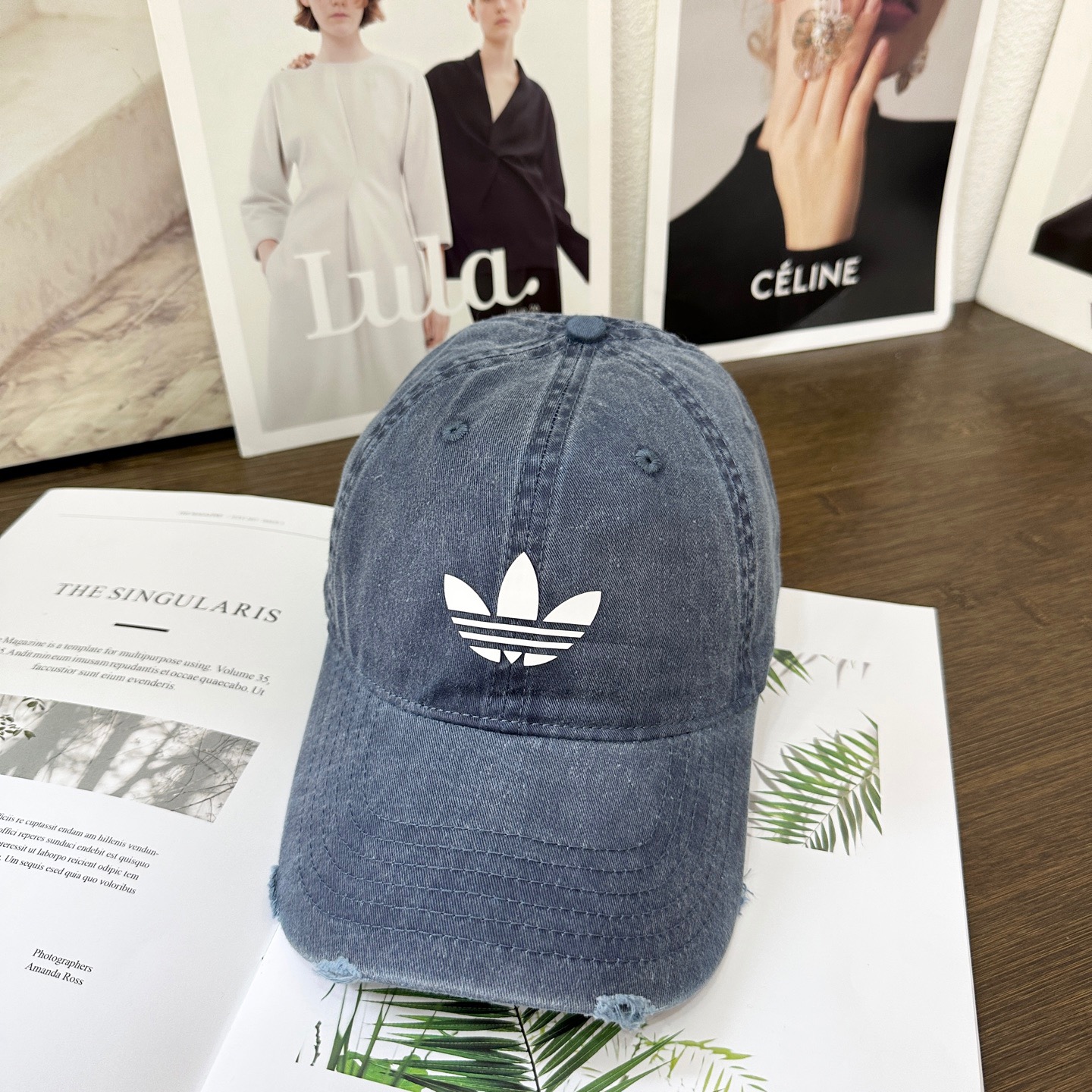 NO:347788,Running volume Paris ~ New Wash Baseball Cap Sweet and Cool Baseball Cap ~ A must-have for fashionable essence!  Soft top casual hat type, comfortable and soft, with twill cotton fabric, which is both a non-faced artifact and the finishing touch of outfits!  Hat Straw Hat Fisherman Hat Baseball Hat, Hats, espadrilles, hats跑量 巴黎～新款洗水棒球帽 甜酷棒球帽~时髦精必备款！ 软顶休闲帽型 舒适柔软 采用斜纹棉质面料 既是素颜神器又是穿搭的点睛之笔！帽子草帽渔夫帽棒球帽,帽子,espadrilles,hats,hat