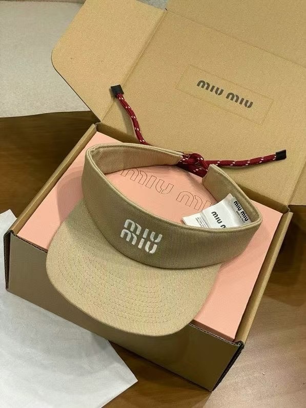 [Miu Miu Hats]Many hats that Jimei is looking for in summer Playing ball is a