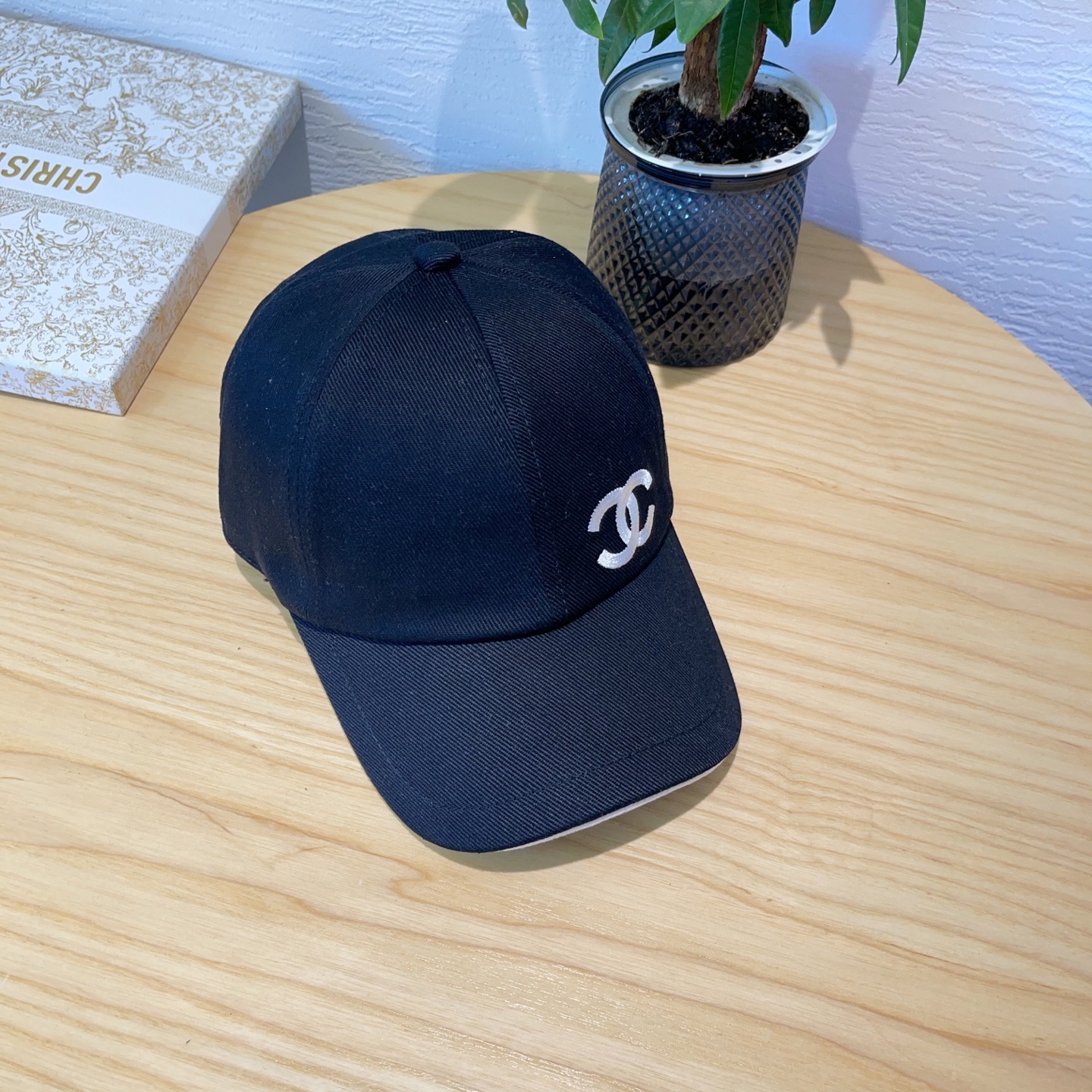 NO:348903,Running volume Xiaoxiang 25P new comic baseball hat, not picky about face shape, one of the hats that go out in summer is beyond the movie~ hat straw hat fisherman hat baseball hat, hat, espadrilles, hats跑量 小香25P新款漫画棒球帽 不挑脸型,夏天出游超出片的帽子之一～帽子草帽渔夫帽棒球帽,帽子,espadrilles,hats,hat