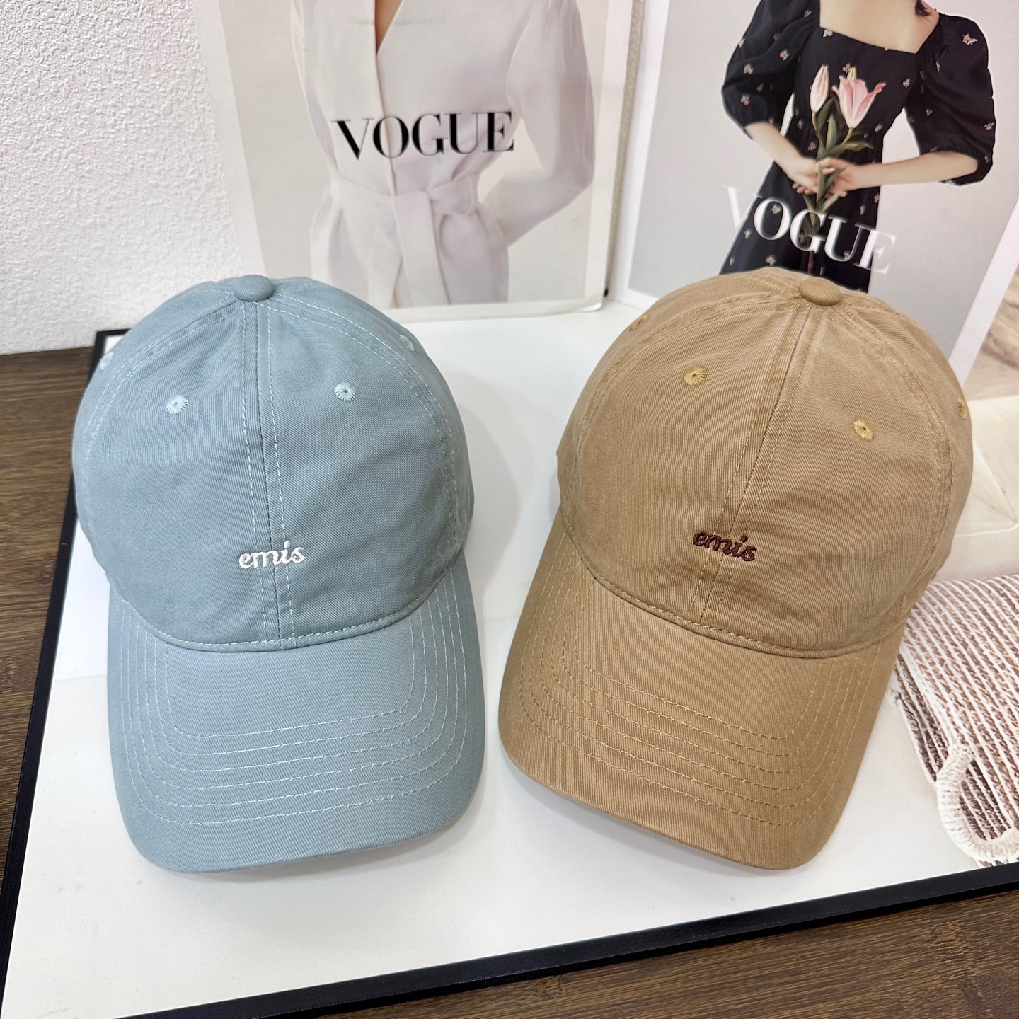 NO:348939,Running volume trendy brand ~ new style retro baseball cap pure cotton suitable for all seasons of the year!  The same style as men and women, full of simple and high-end feel!  Running model, close your eyes and rush!  Hat Straw Hat Fisherman Hat Baseball Hat, Hats, espadrilles, hats跑量 潮牌～新款 复古棒球帽 纯棉 适合一年四季！ 男女同款,简约高级感满满！ 跑量款 闭眼冲！帽子草帽渔夫帽棒球帽,帽子,espadrilles,hats,hat