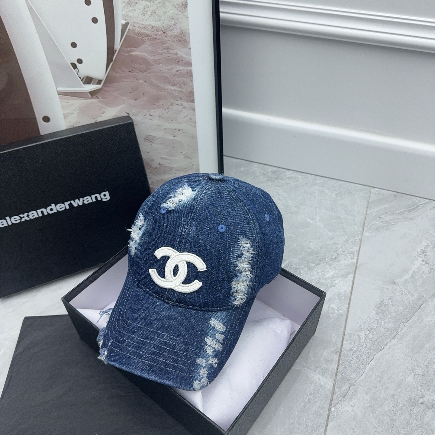 NO:350727,Running volume Xiaoxiang~ New!  Denim Craft Baseball Cap, versatile and fashionable ~ Must-in!  Hat Straw Hat Fisherman Hat Baseball Hat, Hats, espadrilles, hats跑量 小香～上新！ 牛仔工艺棒球帽,百搭洋气～必入！帽子草帽渔夫帽棒球帽,帽子,espadrilles,hats,hat