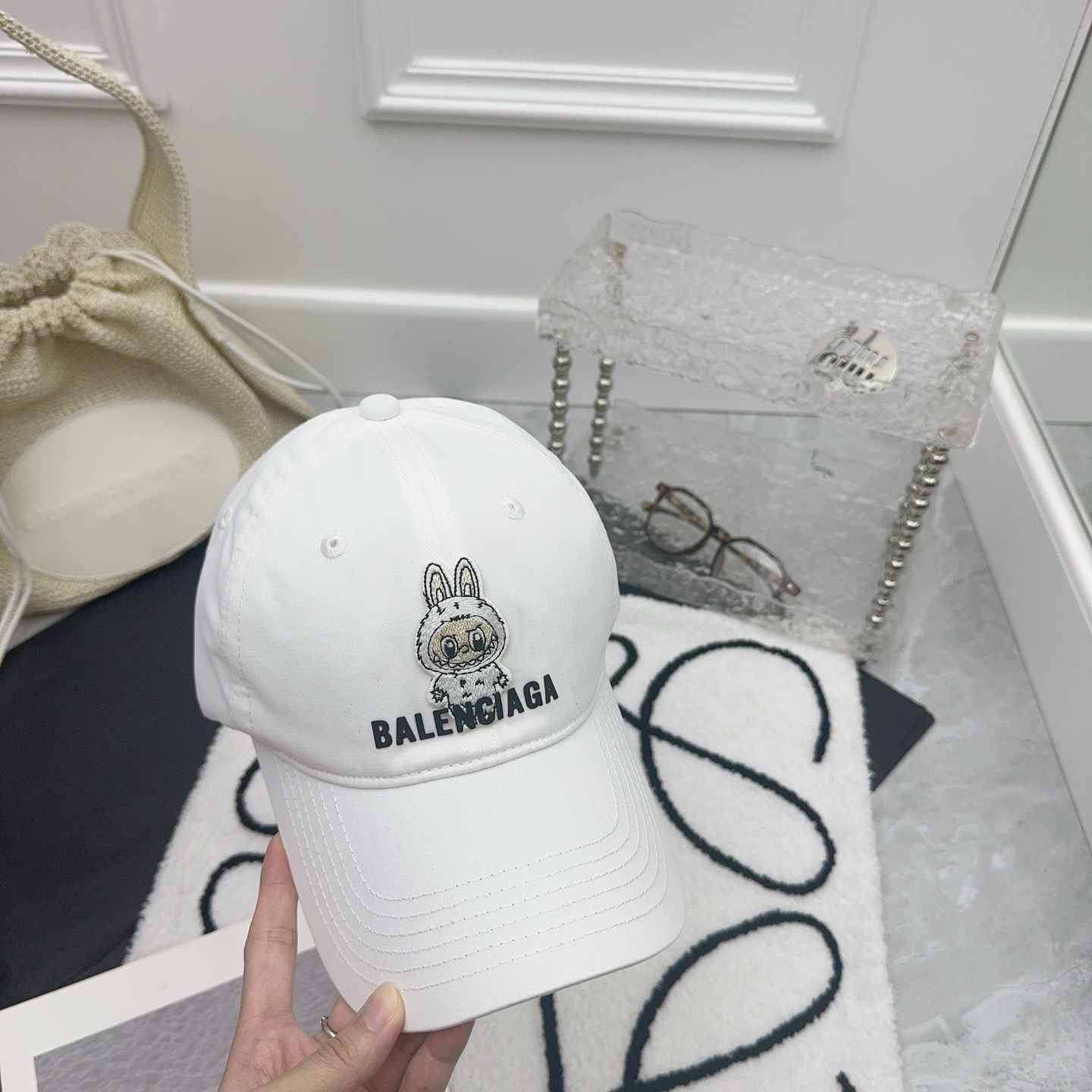 NO:354067,Running volume Paris ~ New alphabet baseball cap full of atmosphere!  Simple and high-end hat full of straw hat fisherman hat baseball hat, hat, espadrilles, hats跑量 巴黎～新款字母棒球帽 氛围感十足！ 简约高级感满满帽子草帽渔夫帽棒球帽,帽子,espadrilles,hats,hat