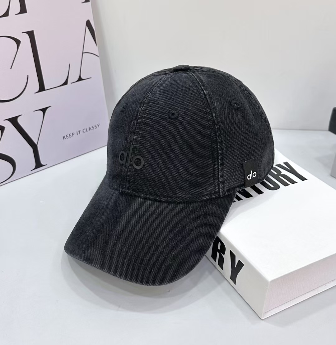 NO:360266,Running alo~ New styles that are a must-have for early autumn outfits. Every color is very versatile~ My favorite hat shape is not picky about people!  Hat Straw Hat Fisherman Hat Baseball Hat, Hats, espadrilles, hats跑量 alo～新款早秋穿搭必入的新款 每一个颜色都很百搭～ 最爱最爱的帽型 不挑人 冲！帽子草帽渔夫帽棒球帽,帽子,espadrilles,hats,hat