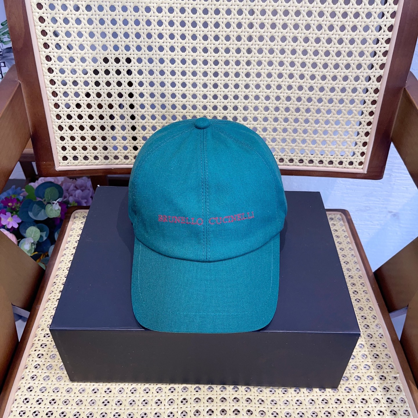 NO:362190,Running volume LP~ New linen breathable baseball cap Simple to go out, natural style is coming. Delicate touch brings a touch of freshness and freedom. The solid color design of the hat body is simple but not lacking in style, showing the beauty of nature. Hat straw hat fisherman hat baseball hat knit hat, hat, loro piana, espadrilles, hats跑量 LP～新款亚麻透气棒球帽 简约出街,自然风尚扑面而来. 细腻触感,带来一抹清新与自由. 帽身纯色设计,简约而不失格调,尽显自然之美.帽子草帽渔夫帽棒球帽针织帽,帽子,loro piana,espadrilles,hats,hat