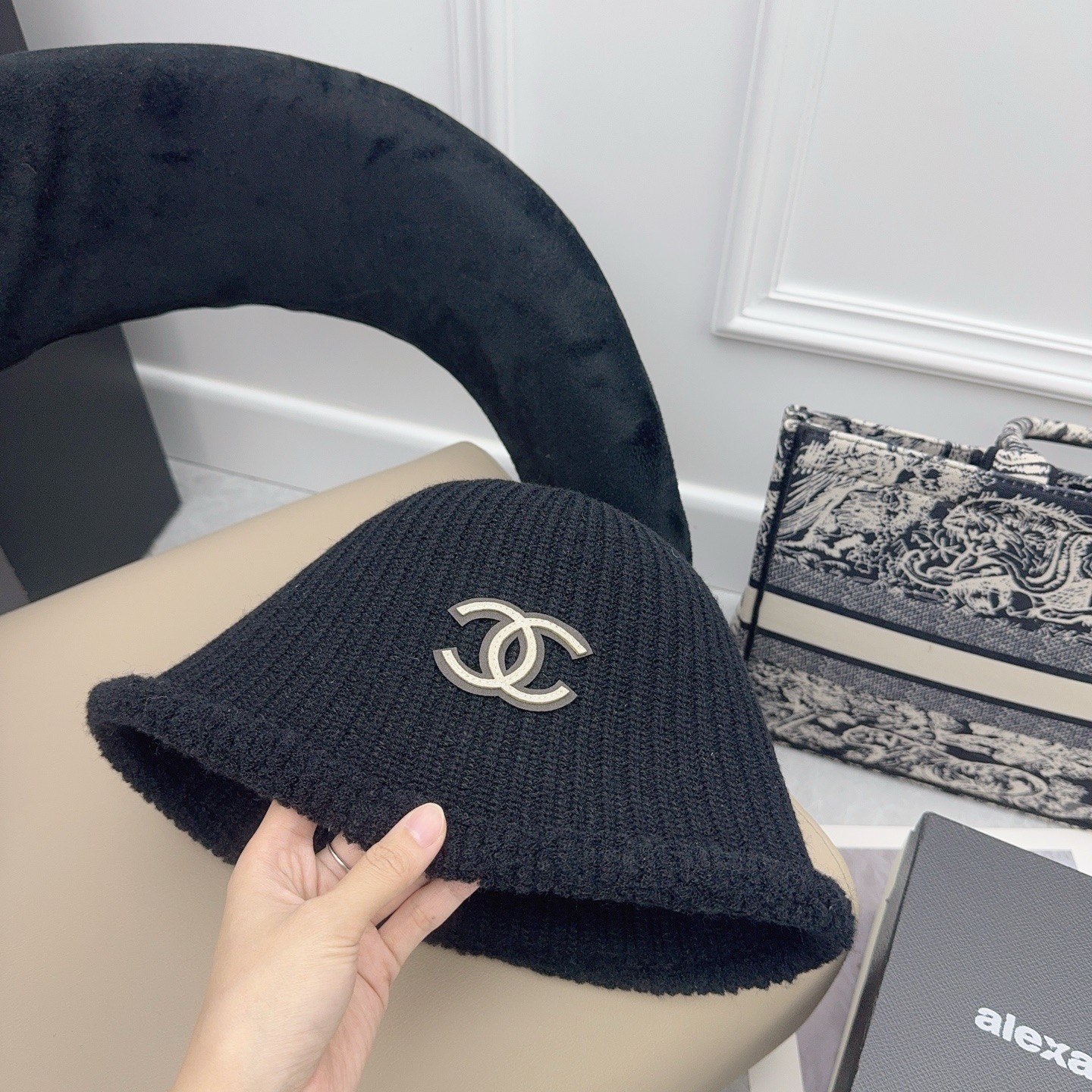 NO:365026,Running volume Xiaoxiang autumn and winter new basin hat Simple temperament style ~ hat Fisherman hat Baseball hat Knitted hat, hat, espadrilles, hats跑量 小香秋冬新款盆帽 简约气质款～帽子渔夫帽棒球帽针织帽,帽子,espadrilles,hats,hat