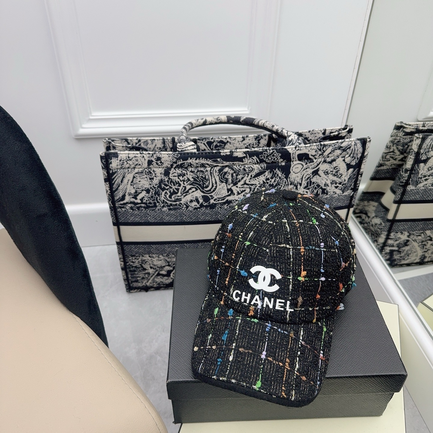 NO:365028,Running volume Xiaoxiang’s new autumn and winter baseball cap, thick tweed fabric, full of fashion and high-end feeling!  Hat fisherman hat baseball hat knit hat, hat, espadrilles,hats跑量 小香秋冬新款鸭舌帽 粗花呢面料,时尚高级感十足！帽子渔夫帽棒球帽针织帽,帽子,espadrilles,hats,hat