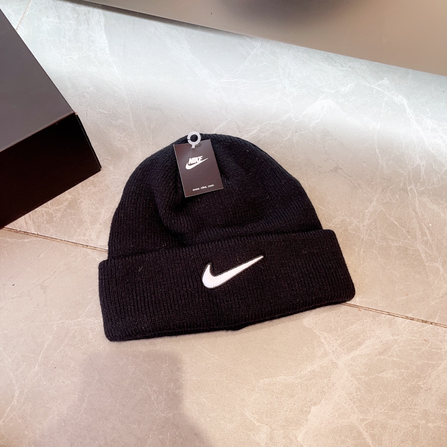 NO:365458,Running volume Nike new cold hat double-layer knitted wool hat, men and women same style high elastic cold hat hat fisherman hat baseball hat knit hat, hat, espadrilles, hats跑量 Nike新款冷帽 双层针织毛线帽,男女同款高弹性冷帽帽子渔夫帽棒球帽针织帽,帽子,espadrilles,hats,hat