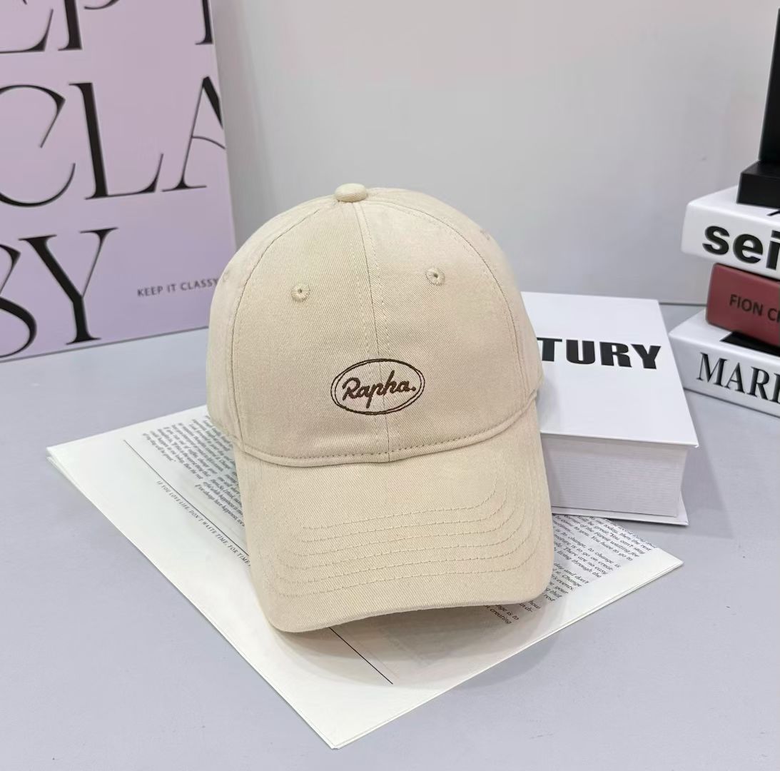 NO:365942,Running volume, new fashion brand washing baseball cap, sweet and cool baseball cap, fashionable essence!  Soft top casual hat type, comfortable and soft, with twill cotton fabric, which is both a non-faced artifact and the finishing touch of outfits!  Men and women hats fisherman hat baseball hat knit hat, hat, espadrilles,hats跑量 潮牌新款洗水棒球帽 甜酷棒球帽~时髦精必备款！ 软顶休闲帽型 舒适柔软 采用斜纹棉质面料 既是素颜神器又是穿搭的点睛之笔！男女同款帽子渔夫帽棒球帽针织帽,帽子,espadrilles,hats,hat