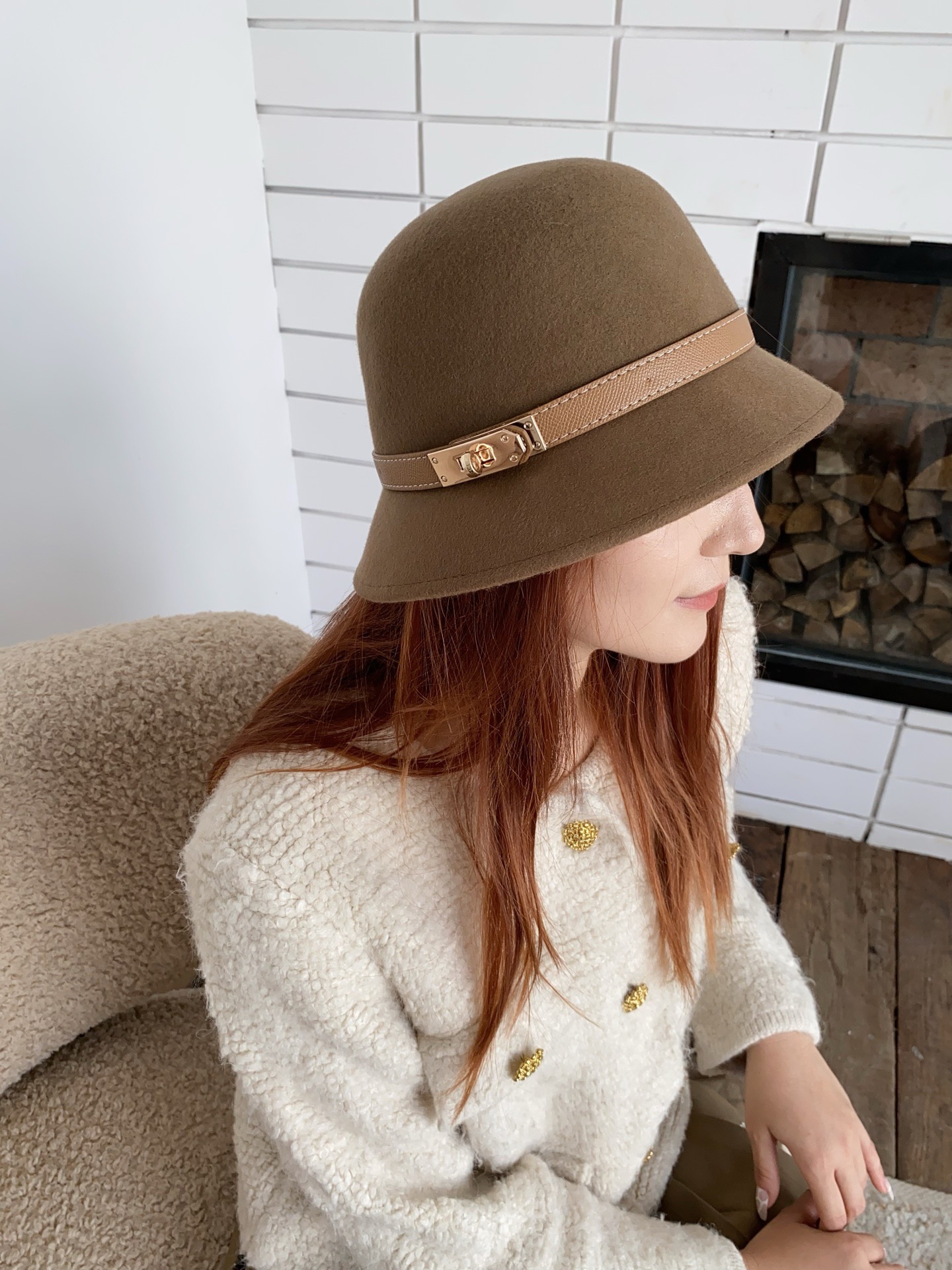 NO:532711,Running volume 25 autumn and winter new styles Exclusive custom basin hat Imported Australian wool wool Hermes belt basin hat Adjustable head and tail 55~57.5cm Black Khaki hat Fisherman hat Baseball hat Knitted hat, hat, hermes, espadrilles, hats19860909跑量 25秋冬新款 独家定制盆帽 进口澳洲羊毛呢 爱马仕皮带盆帽 头尾可调节55～57.5cm 黑色 卡其色帽子渔夫帽棒球帽针织帽,帽子,hermes,espadrilles,hats,hat