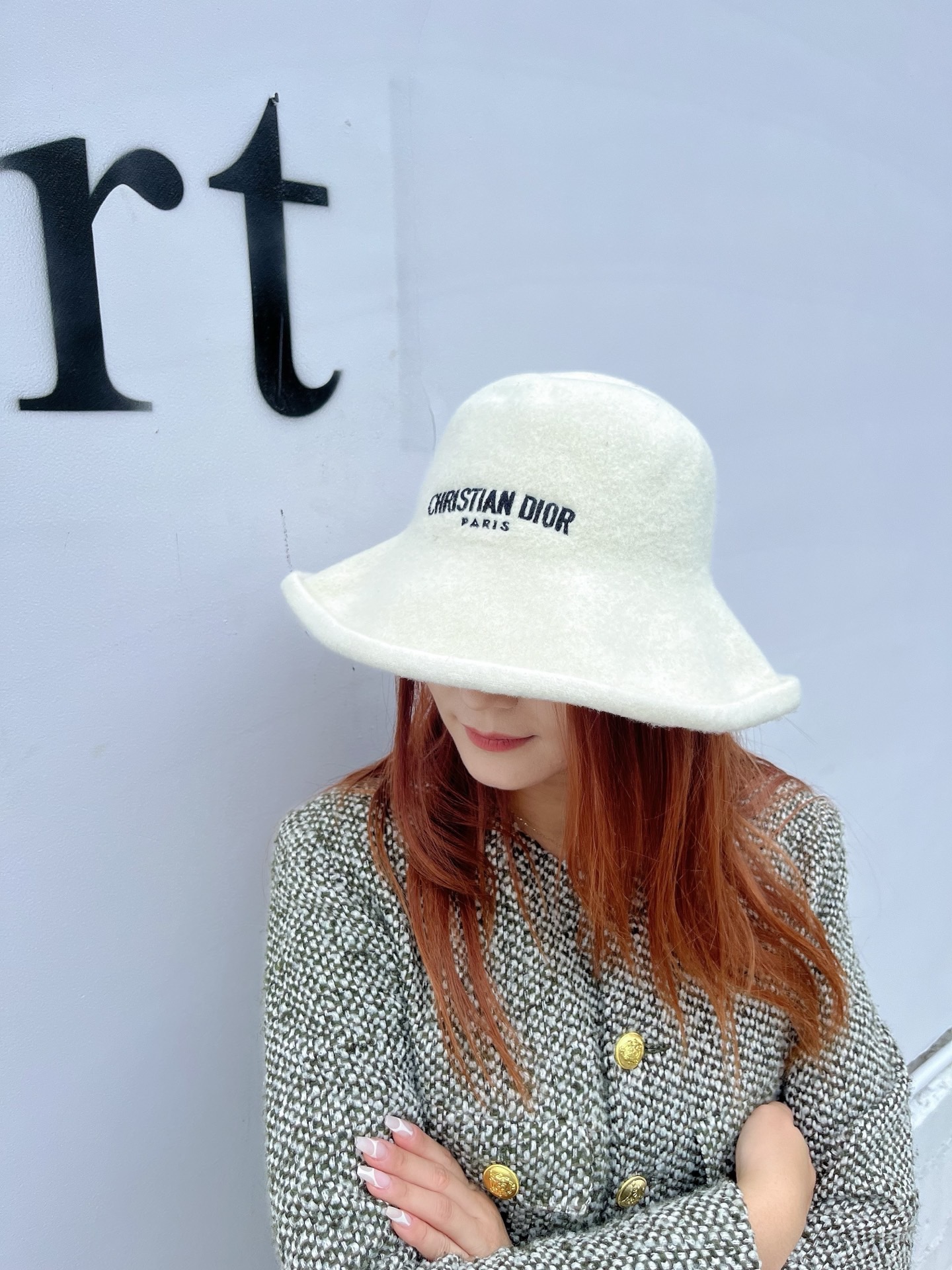 NO:532740,Running volume D family autumn and winter new Japanese retro ewe wool fisherman hat casual versatile photo shoot black white hat fisherman hat baseball hat knit hat, hat, dior, espadrilles, hats19860909跑量 D家秋冬新款 日系复古字母羊毛渔夫帽 休闲百搭拍照出片 黑色 白色帽子渔夫帽棒球帽针织帽,帽子,dior,espadrilles,hats,hat