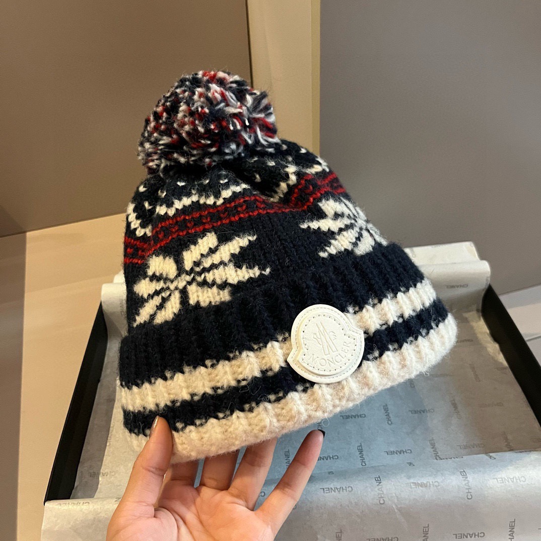 NO:532745,Running volume Moncler~ New winter snowflake hat, hand hook design fabric, plush, good texture!  Hat fisherman hat baseball hat knit hat, hat, espadrilles,hats19860909跑量 Moncler～冬季新款雪花帽 手钩设计面料 加绒 质感好！帽子渔夫帽棒球帽针织帽,帽子,espadrilles,hats,hat