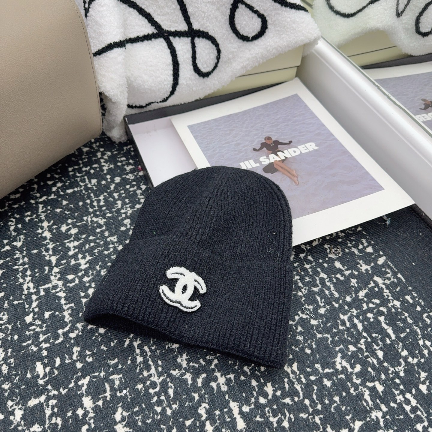 NO:580067,Running volume Xiaoxiang ~ Autumn and winter classic version knitted hat with strong wrapping, hat, fisherman hat, baseball cap, knitted hat, hat, espadrilles, hats19860909跑量 小香～秋冬经典版 包裹性超强的针织帽 帽子渔夫帽棒球帽针织帽,帽子,espadrilles,hats,hat