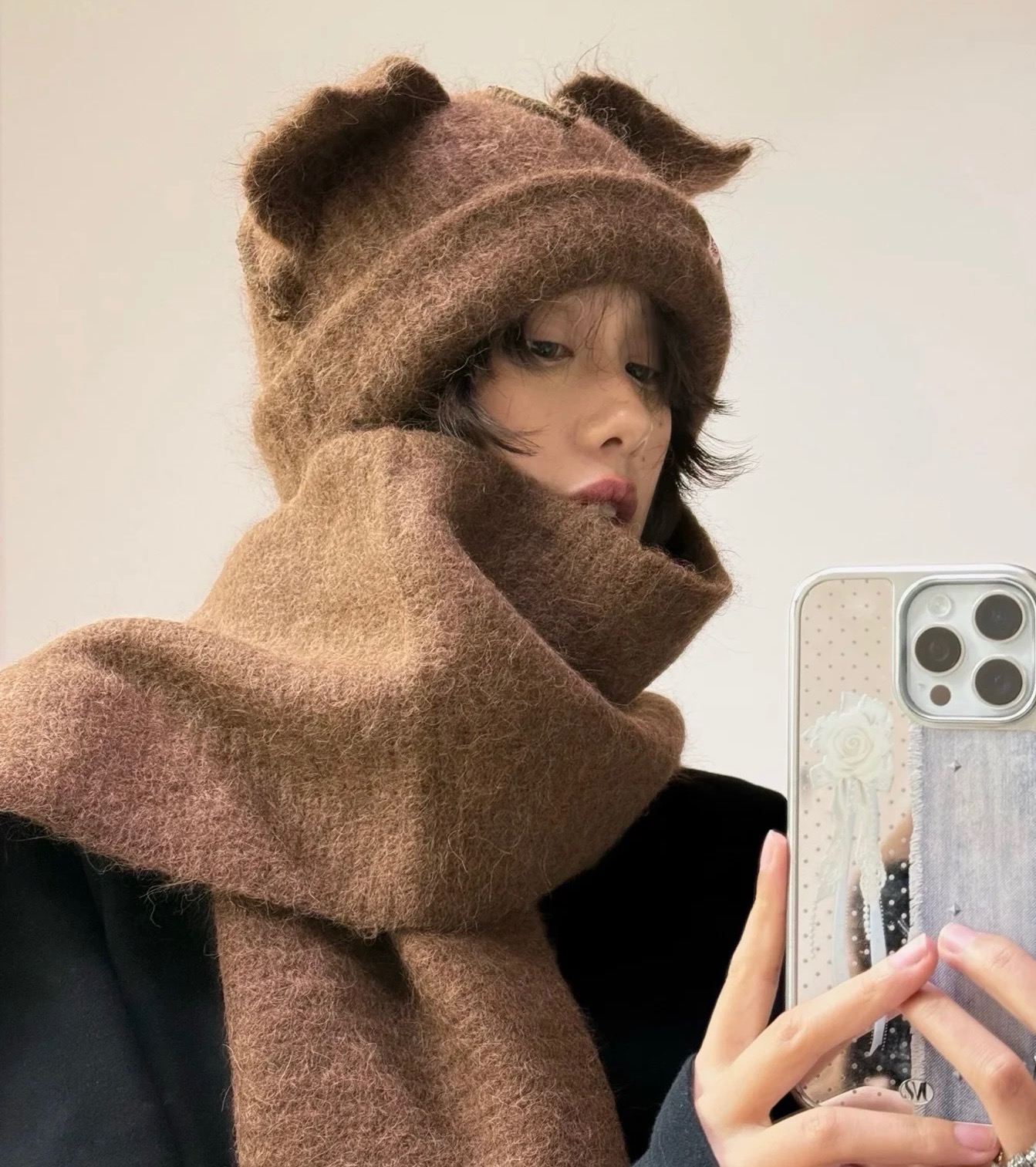 NO:587776,Running volume 25 autumn and winter new style pig ear knitted hat. Sweet and cute, soft and waxy fur material. Head circumference 55~59cm, very elastic. White, brown, black, blue, red hat, fisherman hat, baseball cap, knitted hat, hat, espadrilles, hats19860909跑量 25秋冬新款 猪猪耳朵针织帽 甜美可爱软软糯糯的毛毛材质 头围55～59cm弹性很高 白色 咖色 黑色 蓝色 红色帽子渔夫帽棒球帽针织帽,帽子,espadrilles,hats,hat