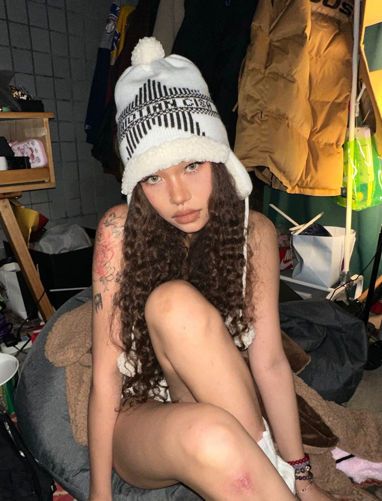 NO:587789,Running volume CD Dior new ear protection hat for autumn and winter, warm first choice hat, fisherman hat, baseball cap, knitted hat, hat, dior, espadrilles, hats19860909跑量 CD迪奥秋冬新款护耳帽 保暖首选帽子渔夫帽棒球帽针织帽,帽子,dior,espadrilles,hats,hat