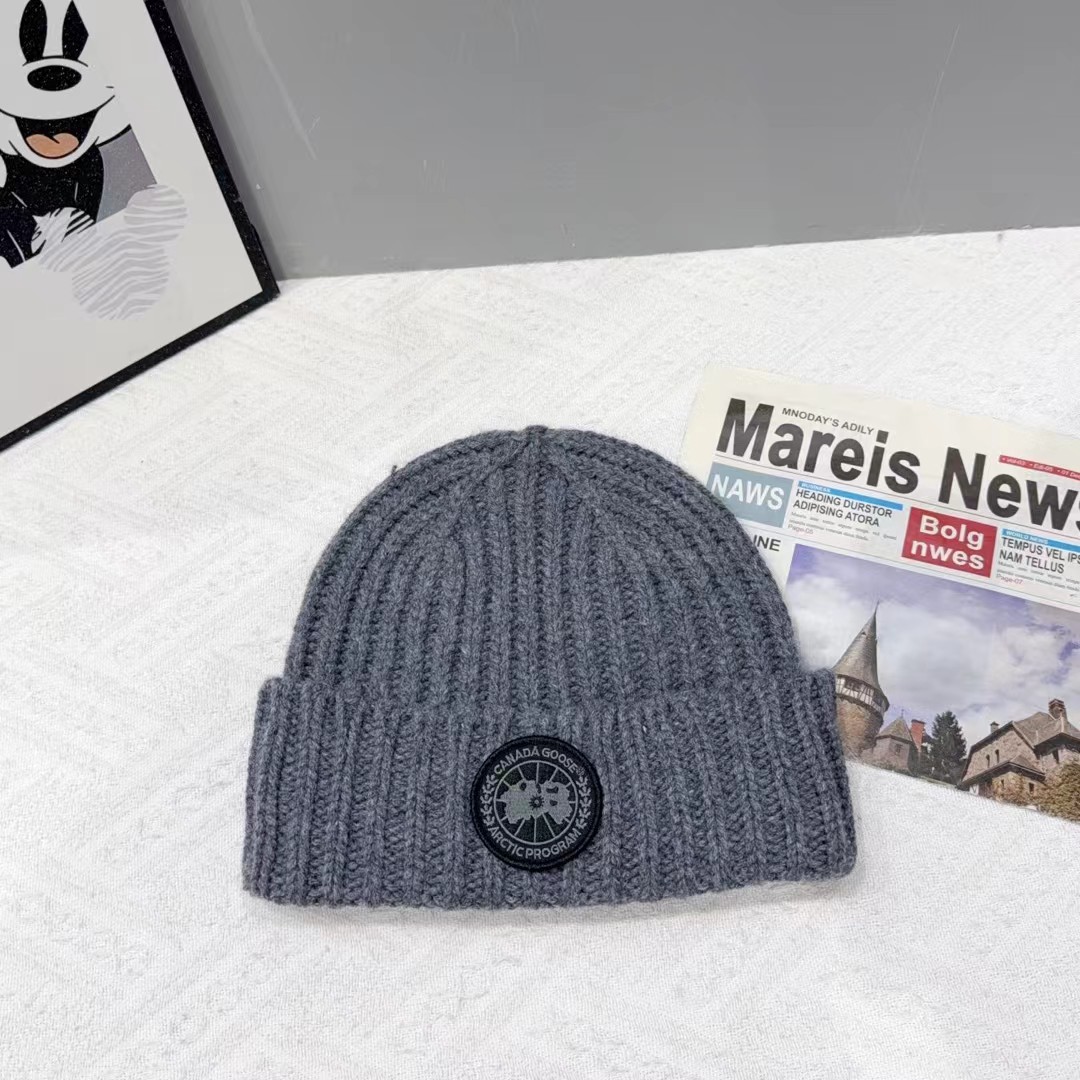 NO:604631,The most popular new products, big goose ~ knitted hat, a very unique hat, fisherman hat, baseball cap, knitted hat, hat, espadrilles, hats19860909跑量 上 新 品 、 大鹅～针织帽 很有特色的一款帽子渔夫帽棒球帽针织帽,帽子,espadrilles,hats,hat