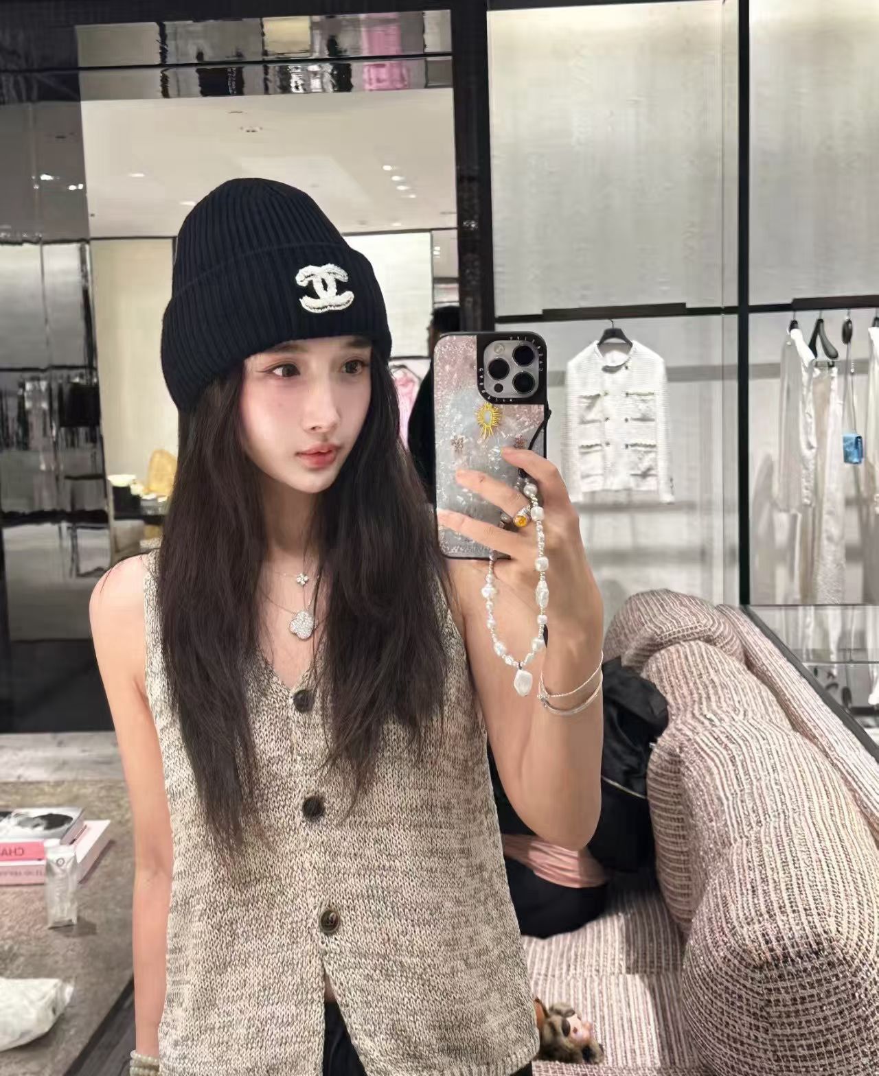 NO:617653,Running volume - 25 new autumn and winter styles Xiaoxiang mixed color logo knitted hat celebrity Internet celebrity same high-end goods white black khaki red hat fisherman hat baseball cap knitted hat, hat, espadrilles, hats19860909跑量 —25秋冬新款 小香混色logo针织帽 明星 网红同款高端货 白色 黑色 卡其 红色帽子渔夫帽棒球帽针织帽,帽子,espadrilles,hats,hat