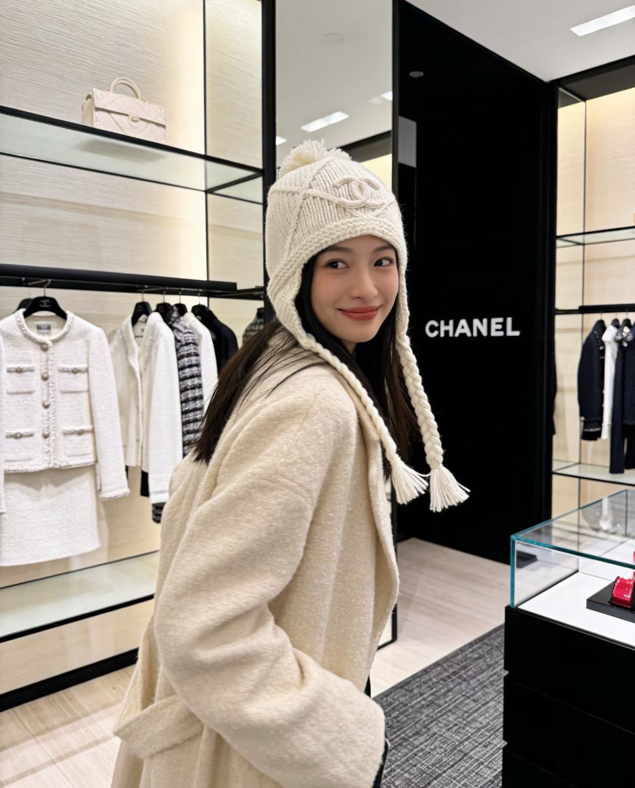 NO:643719,Running volume Xiaoxiang ~ New ear protection hats for autumn and winter!  You can style it any way you want~ Hats, bucket hats, baseball caps, knitted hats, hats, espadrilles, hats19860909跑量 小香～秋冬护耳帽上新！ 随意怎么搭都有范儿～ 帽子渔夫帽棒球帽针织帽,帽子,espadrilles,hats,hat