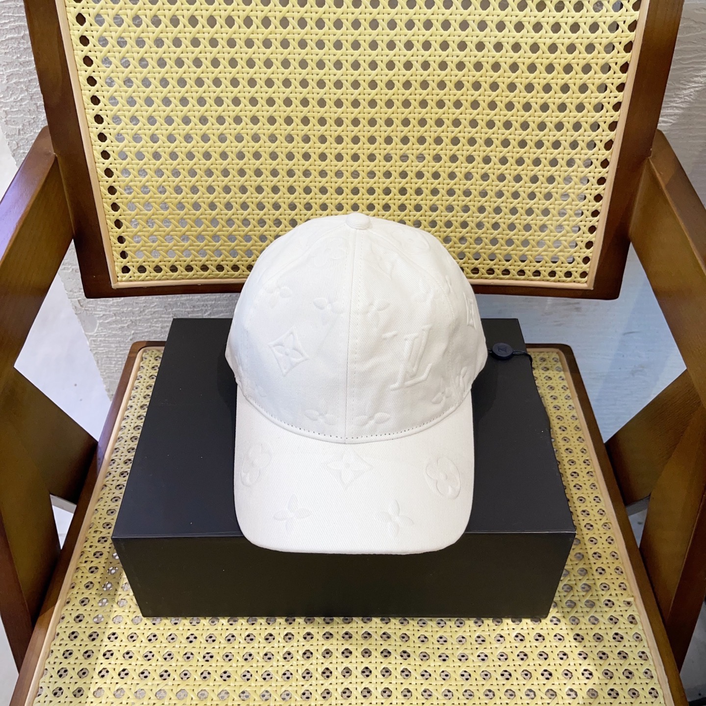 NO:643700,Running volume: Lujia’s new denim hat and cowboy series baseball cap has a distinctive old style and is a real eye-catcher!  Spot goods!  !  !  Hat bucket hat baseball cap knitted hat,hat,louis vuitton,louis vuitton,espadrilles,hats19860909跑量 驴家新款丹宁帽牛仔系列棒球帽 做旧风格很有特色,妥妥的吸睛神器！ 现货！！！帽子渔夫帽棒球帽针织帽,帽子,louis vuitton,louis vuitton,espadrilles,hats,hat