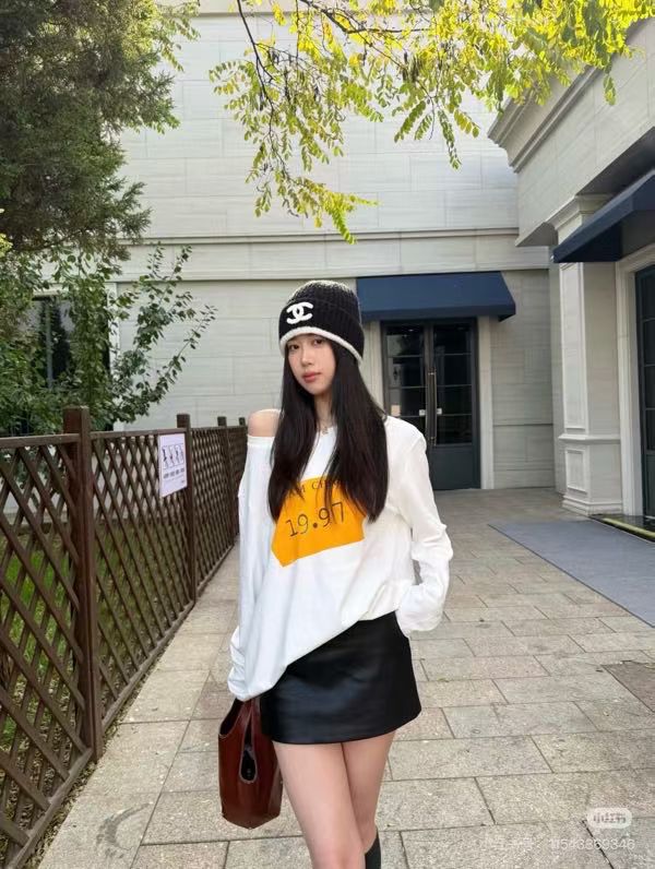 NO:643726,Running volume - 25 new autumn and winter styles Xiaoxiang mixed color logo knitted hat Celebrity Internet celebrity same high-end goods white black hat fisherman hat baseball cap knitted hat, hat, espadrilles, hats19860909跑量 —25秋冬新款 小香混色logo针织帽 明星 网红同款高端货 白色 黑色 帽子渔夫帽棒球帽针织帽,帽子,espadrilles,hats,hat
