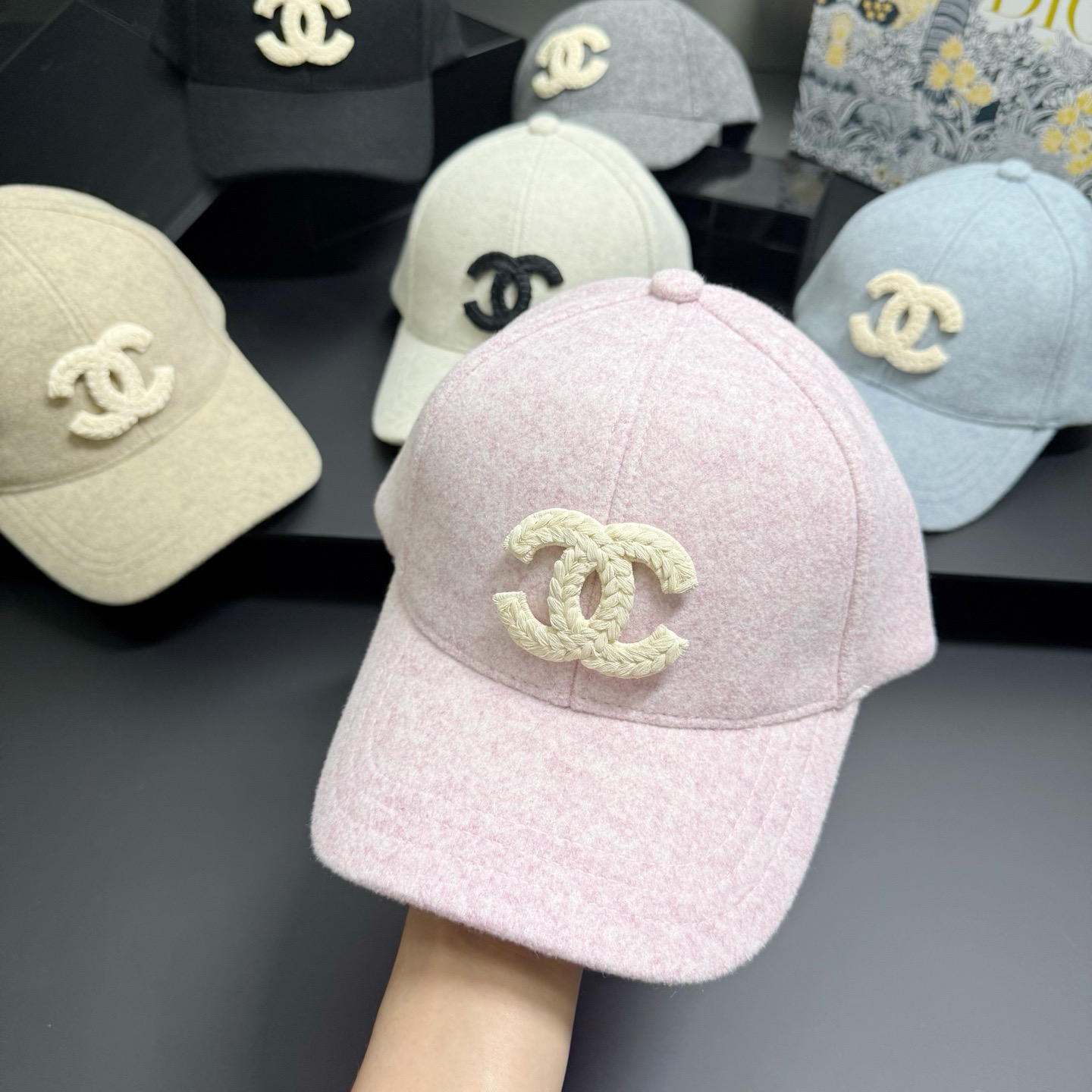 NO:670666,Running volume Xiaoxiang's new high-end wool baseball cap hat fisherman hat baseball cap knitted hat, hat, espadrilles, hats19860909跑量 小香新款高级感羊毛棒球帽帽子渔夫帽棒球帽针织帽,帽子,espadrilles,hats,hat