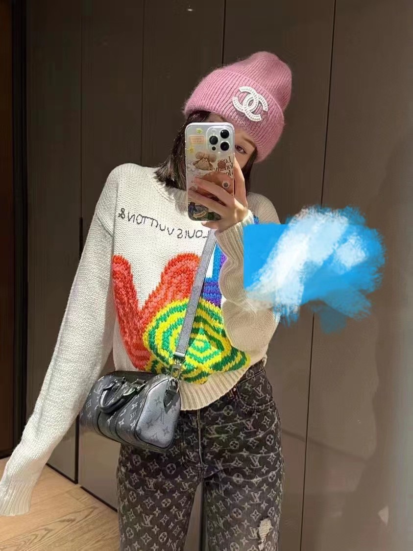 NO:703979,Running volume CHANEL ~ The new rabbit fur is really the best this year, the color is very clean!  In winter, everyone must have a thickened version of the rabbit fur hat, fisherman hat, baseball cap, knitted hat, hat, chanel, espadrilles, hats19860909跑量 CHANEL～新款兔毛今年真的绝绝子,颜色很干净！冬天人手必备一顶加厚版本兔毛帽帽子渔夫帽棒球帽针织帽,帽子,chanel,espadrilles,hats,hat