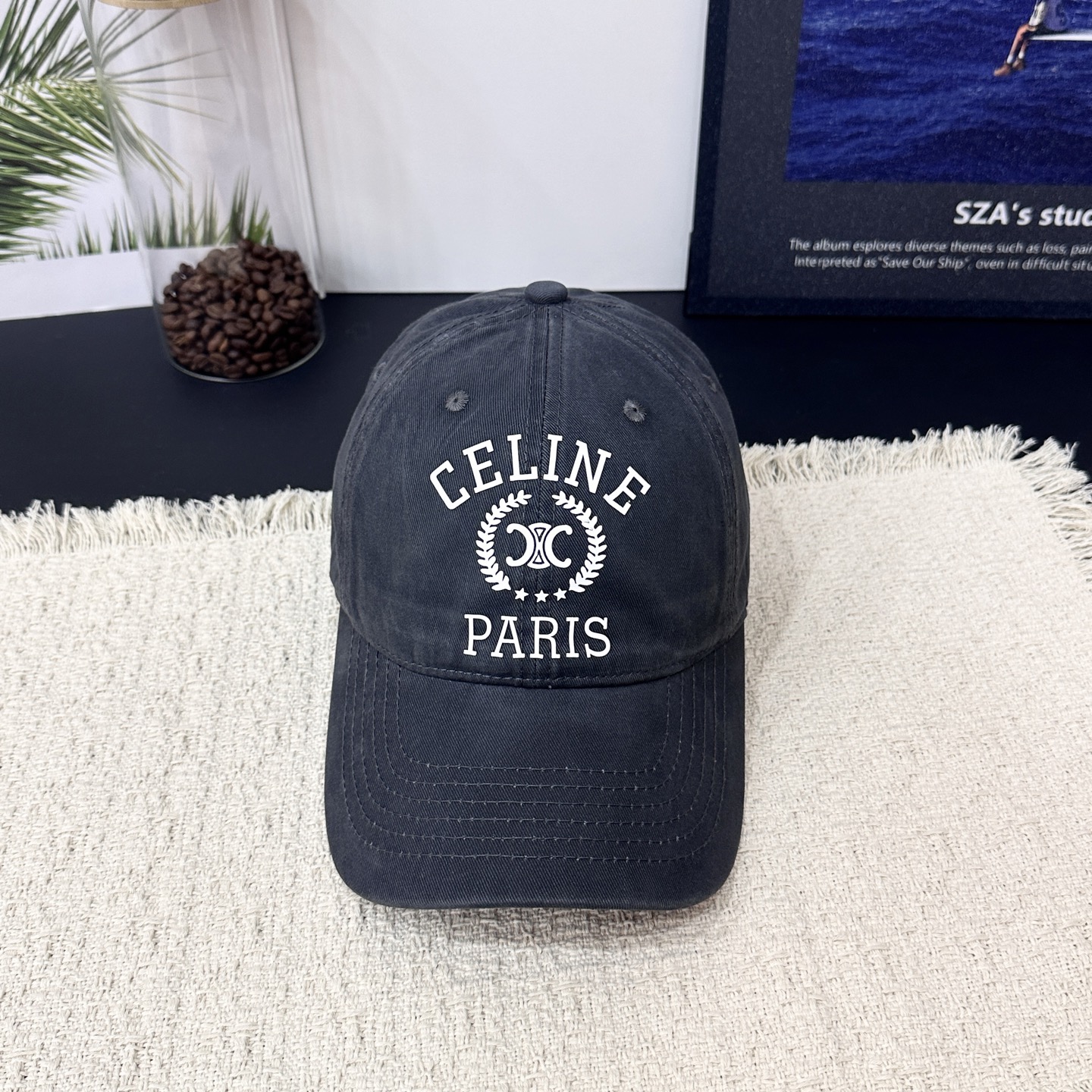 NO:703983,Celine's new baseball cap, pure cotton, suitable for all seasons!  The same style for men and women, simple and high-end!  Running quantity model, close your eyes and rush!  Hats, bucket hats, baseball caps, knitted hats, hats, celine, espadrilles, hats19860909跑量 赛琳新款棒球帽 纯棉 适合一年四季！ 男女同款,简约高级感满满！ 跑量款 闭眼冲！帽子渔夫帽棒球帽针织帽,帽子,celine,espadrilles,hats,hat