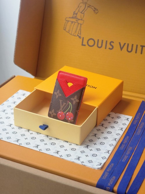 Louis Vuitton Monogram Cherry Magnet Card Holder - MagSafe Compatible 1 Louis Vuitton Monogram Cherry Magnet Card Holder - MagSafe Compatible