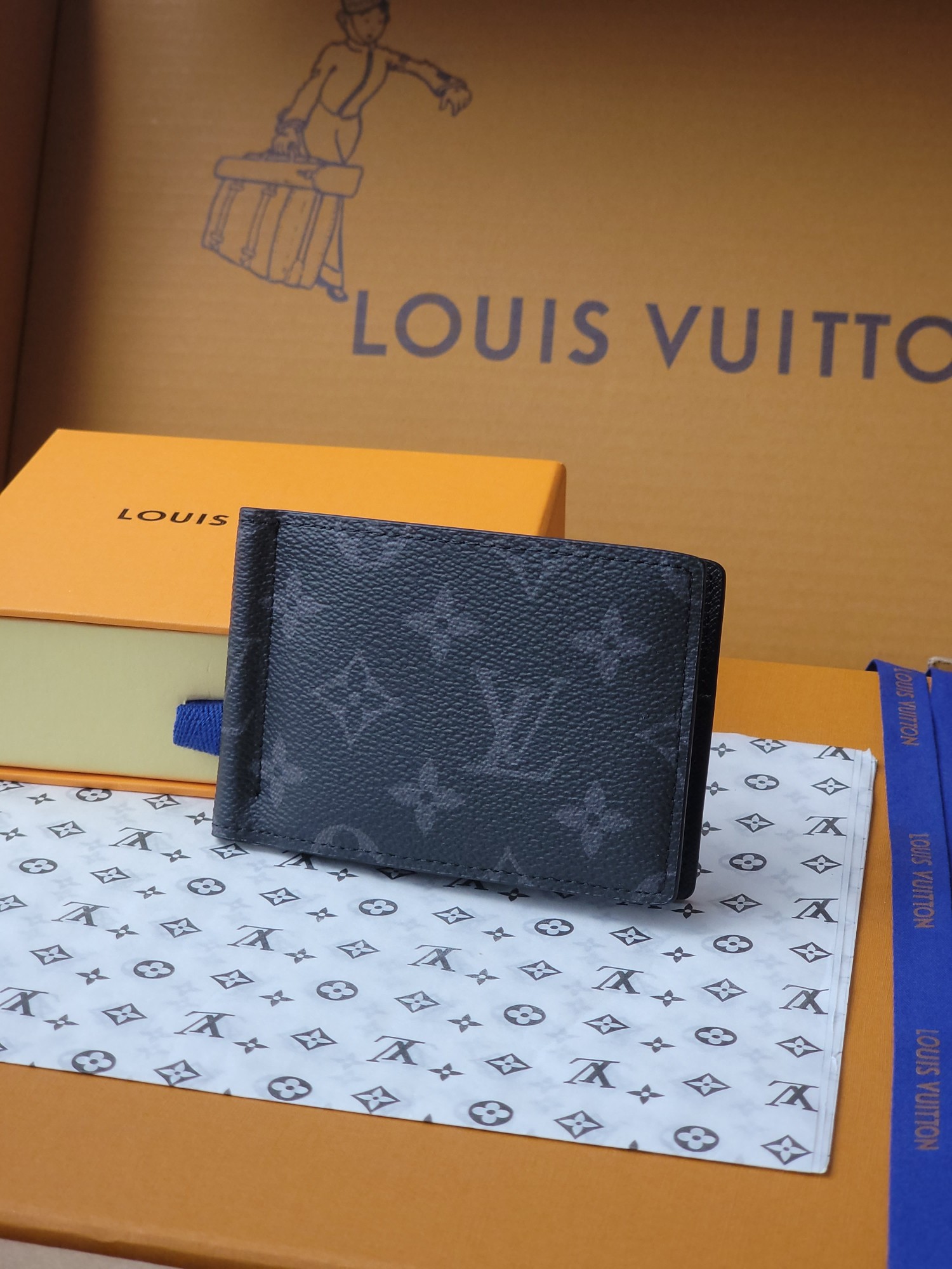 Louis Vuitton M66543 Geldbuidel met Clip - Compact & Elegant