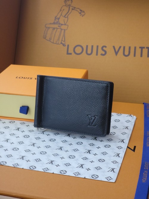 Louis Vuitton M66543 Black Epi Leather Money Clip Wallet - Compact & Stylish