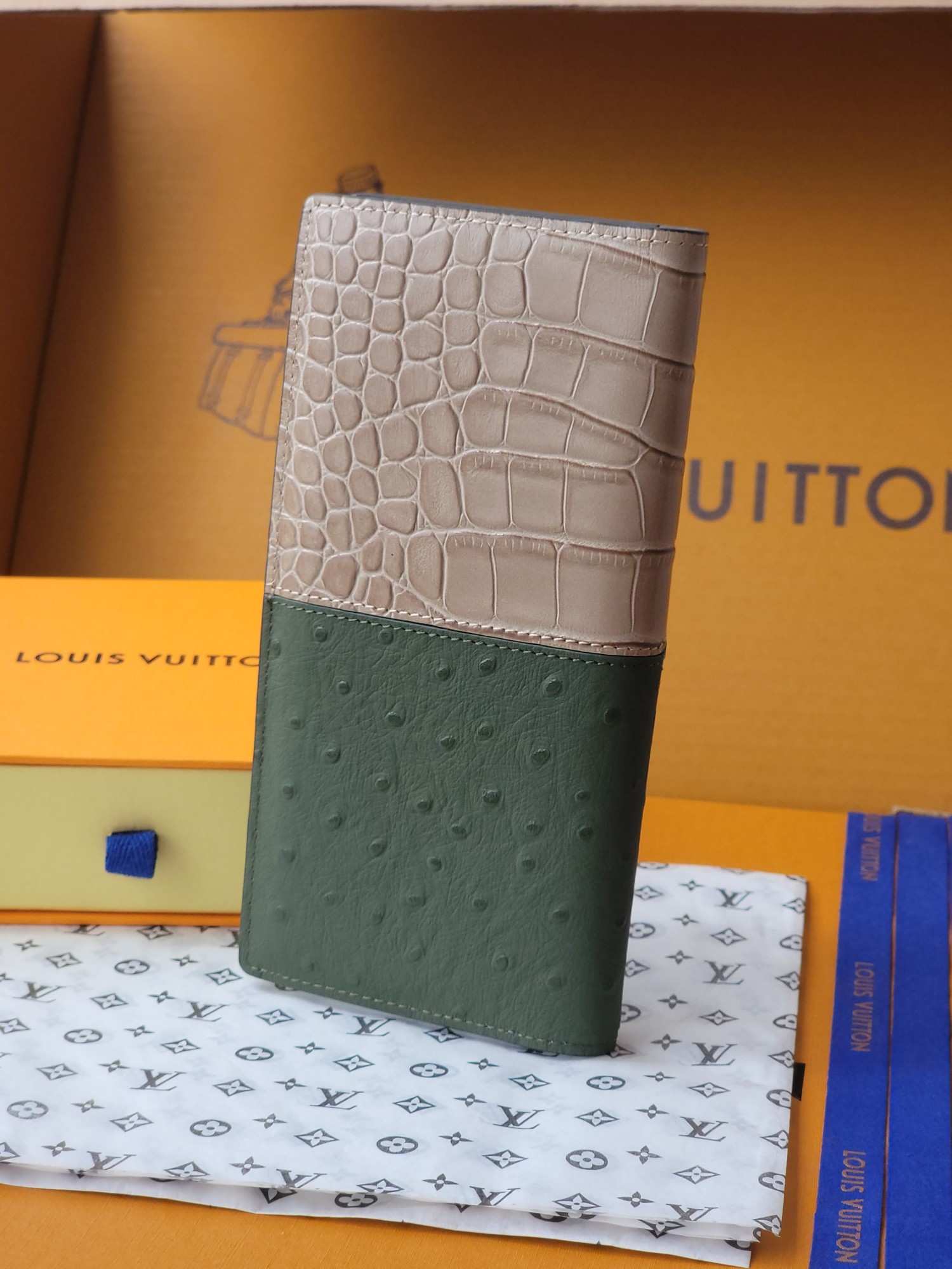 Louis Vuitton Brazza Wallet: Luxurious Leather, Functional Design, Yakuza Black – M84668 - 图片 2