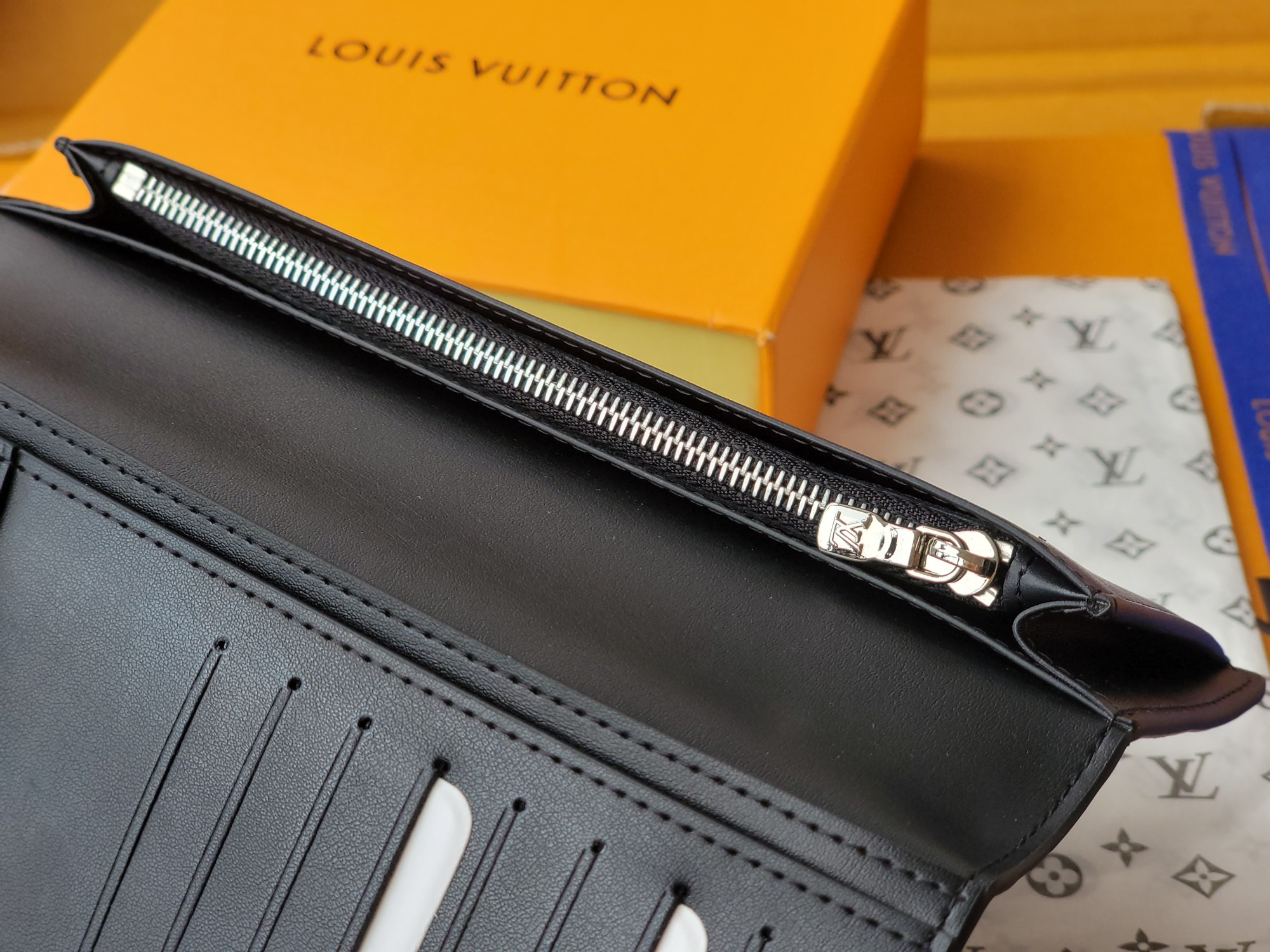 M88114. CROCODILE STRIPES - 图片 9