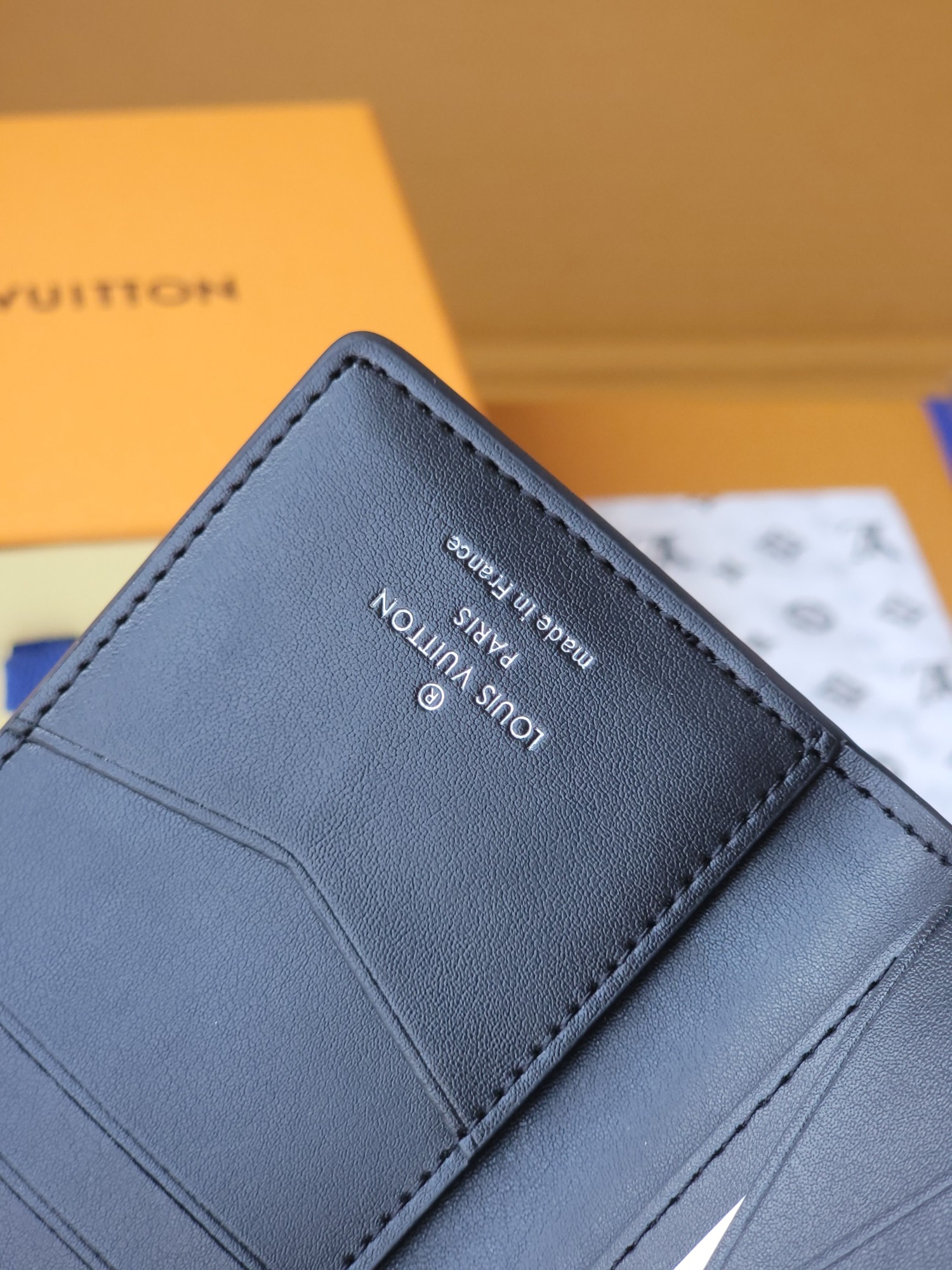 M88090 CROCODILE STRIPES, CARTON P700 - 图片 9