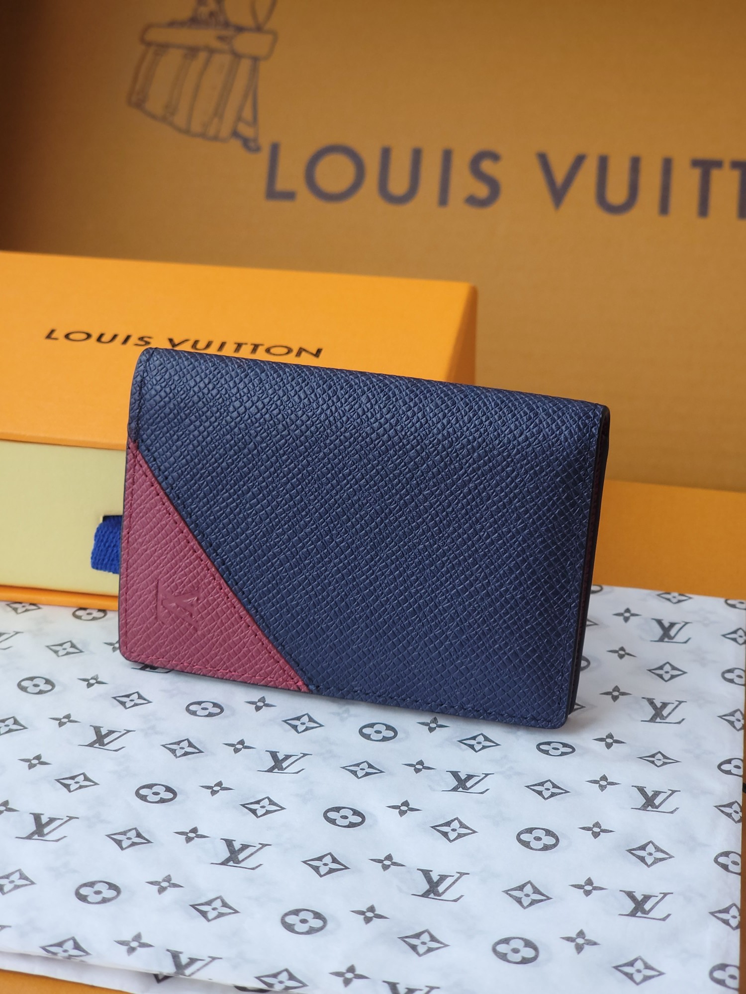 Louis Vuitton Pocket Organizer Wallet Taiga Leather - Navy & Burgundy 5 a1752919150555 6781