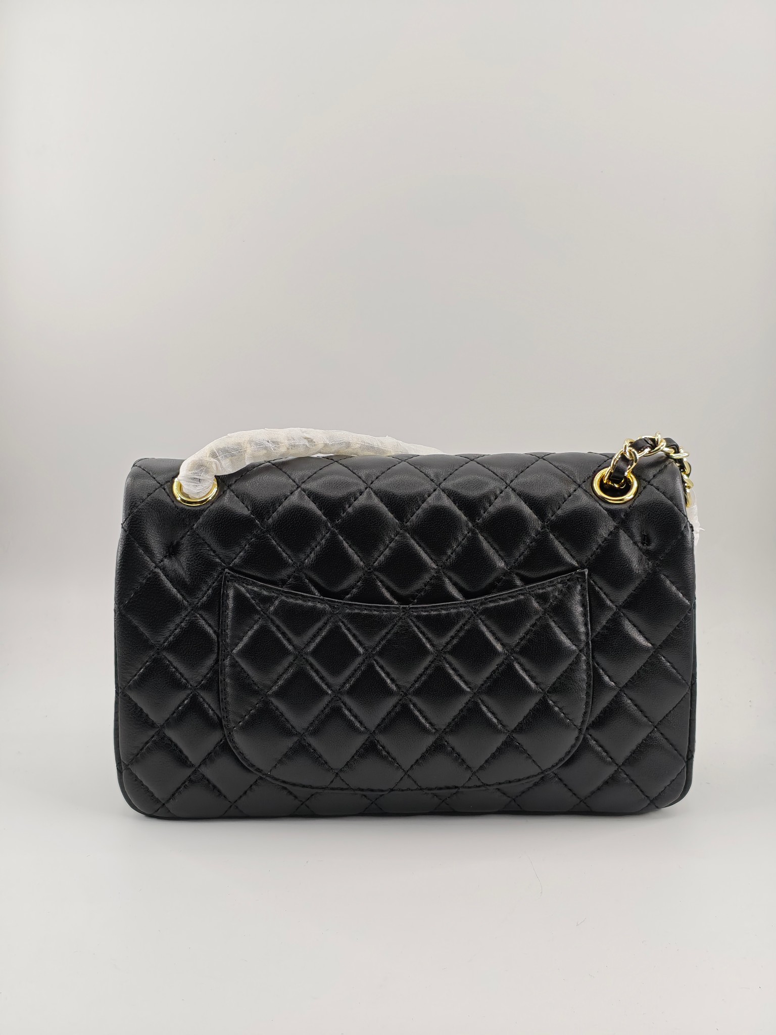 升级版CF中号
黑色小羊皮金扣
实物实拍
款号：1112
尺寸：25.5X16X7 

