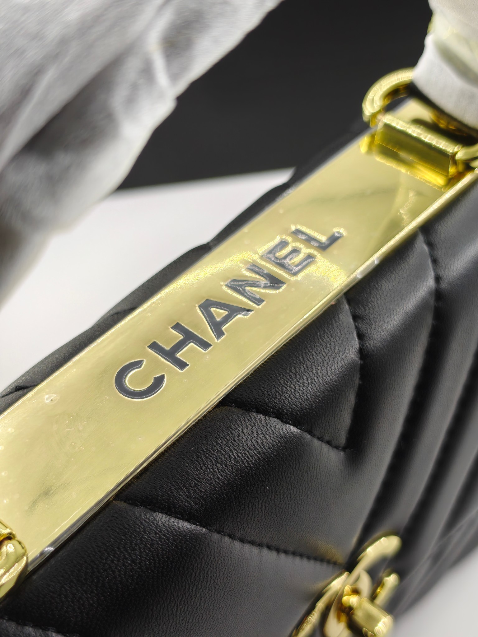 Chanel🐮🐮🐮简介:原单质量,经典之作,华丽与气质的前沿,是你意想不到的尊贵。皮种:原单进口小羊皮,