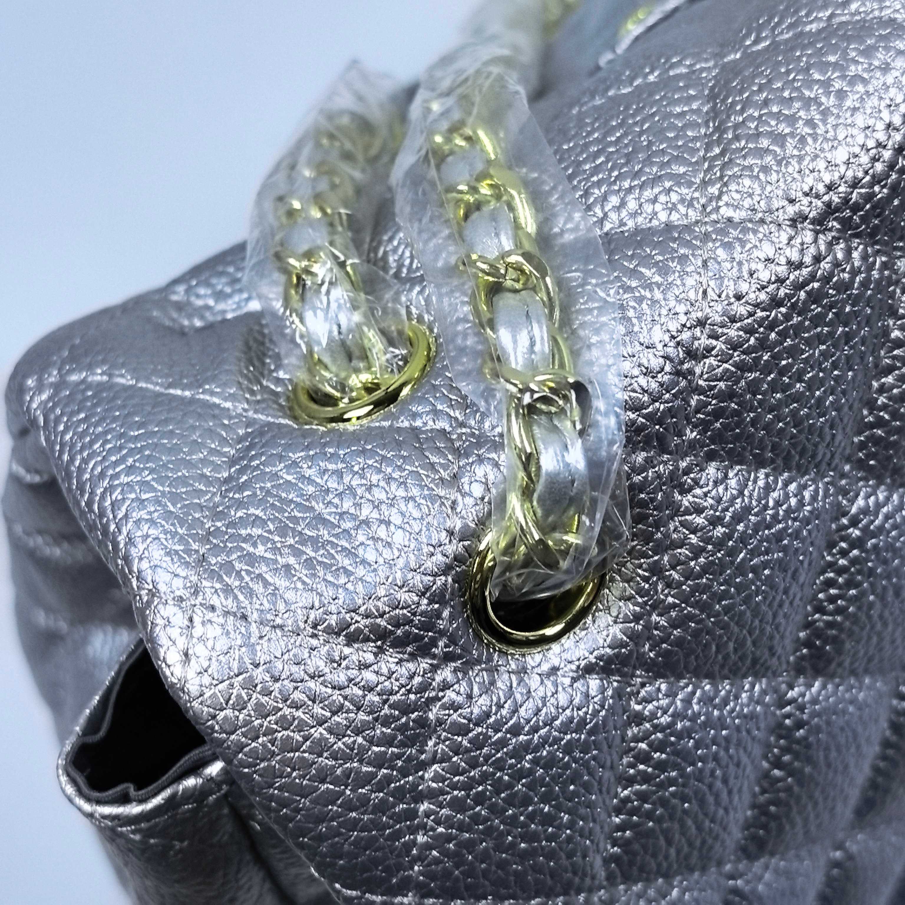 香奈儿cf超大号机场包（yyds）|||超大号c f黑银真的是YYDS，皮质软软的[飞吻R]最最重要的是