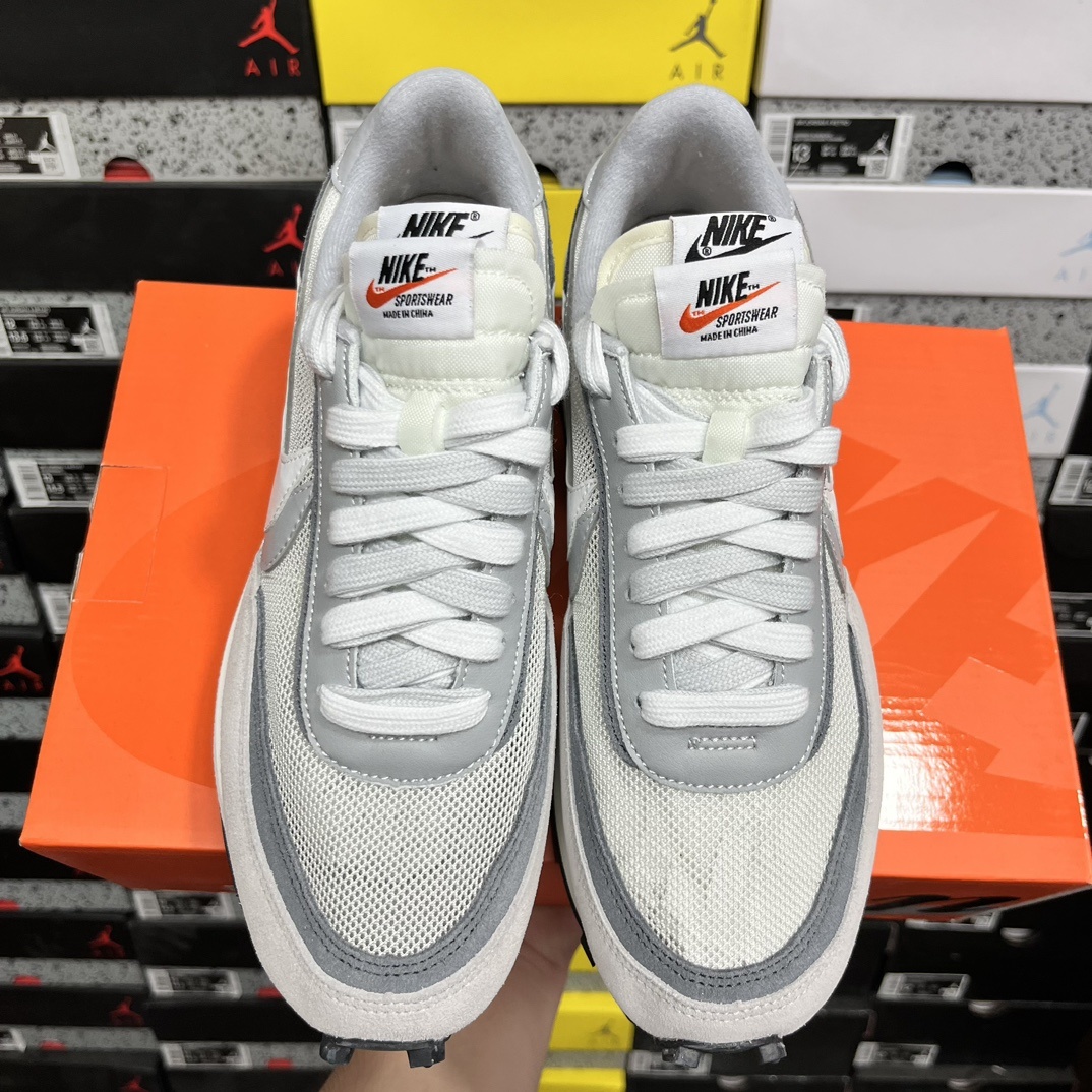 1.0走秀 灰白色 Sacai x NK LDV Waffl Daybreak 联名走秀款解构双底双