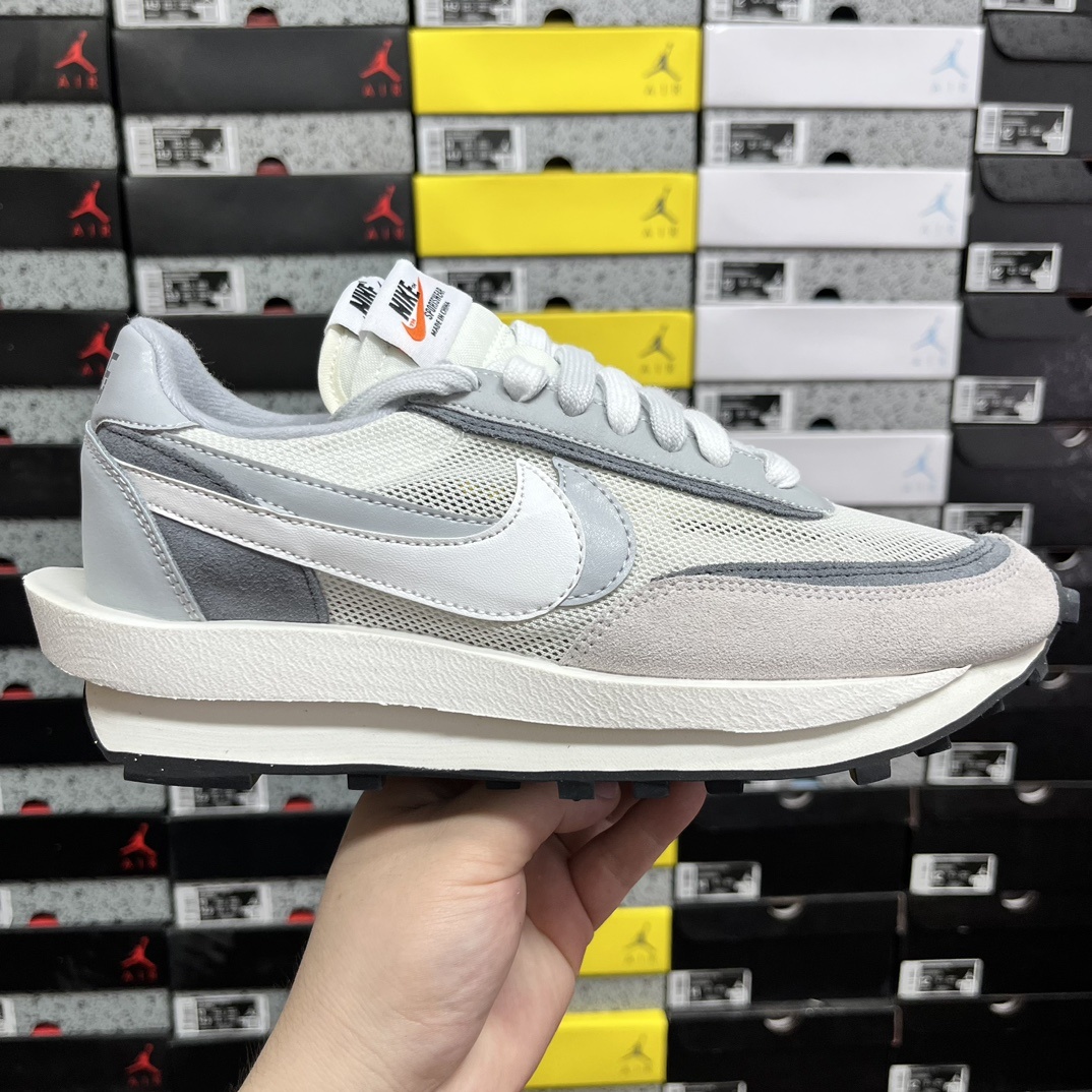 1.0走秀 灰白色 Sacai x NK LDV Waffl Daybreak 联名走秀款解构双底双