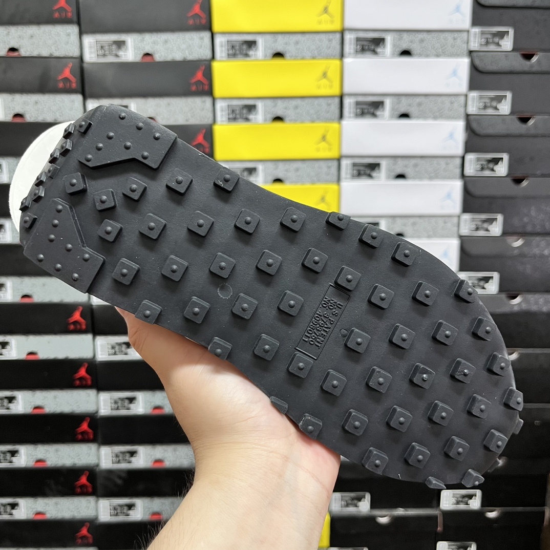 1.0走秀 黑白 Sacai x NK LDV Waffl Daybreak 联名走秀款解构双底双勾双