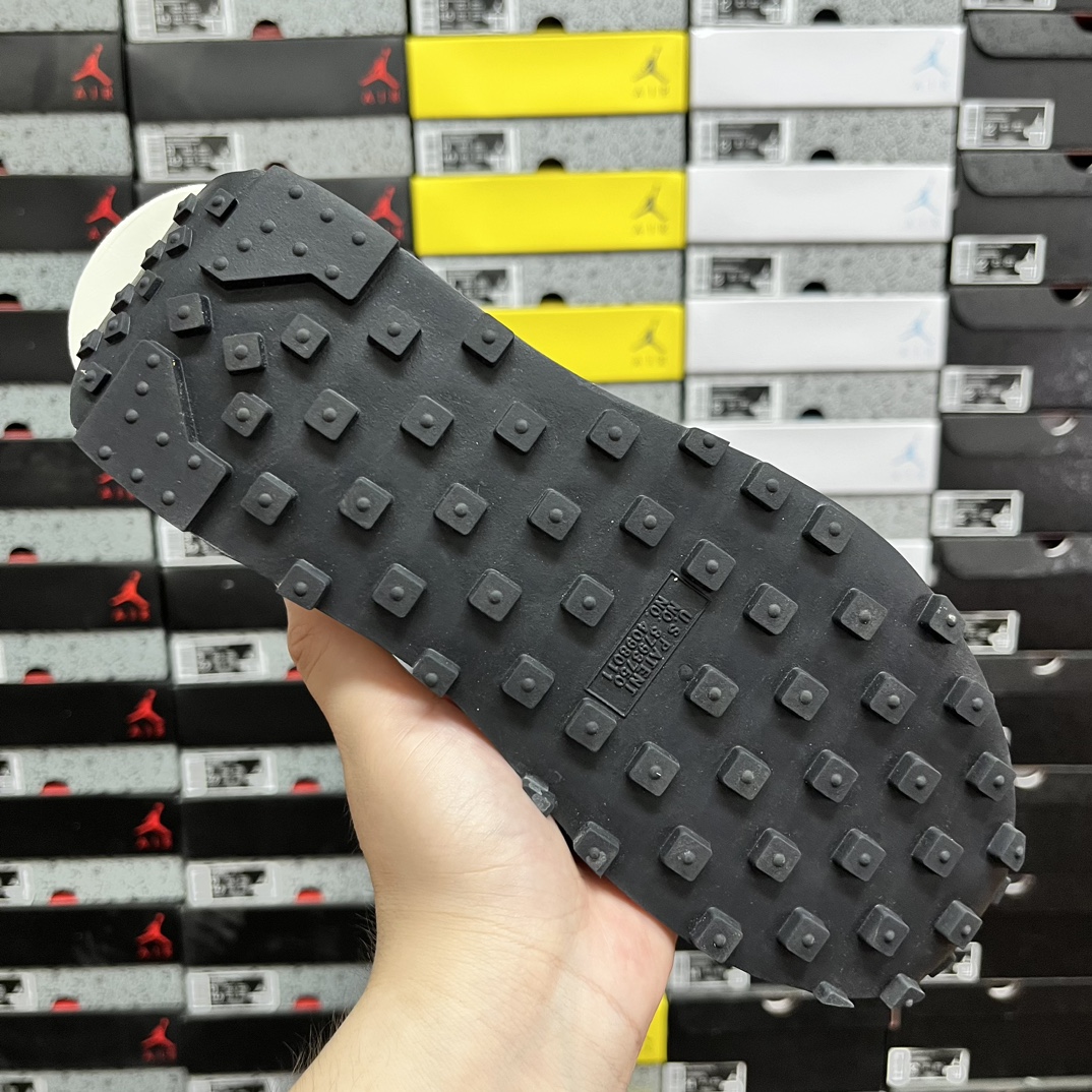 
1.0走秀 黄绿 Sacai x NK LDV Waffl Daybreak 联名走秀款解构双底双勾双