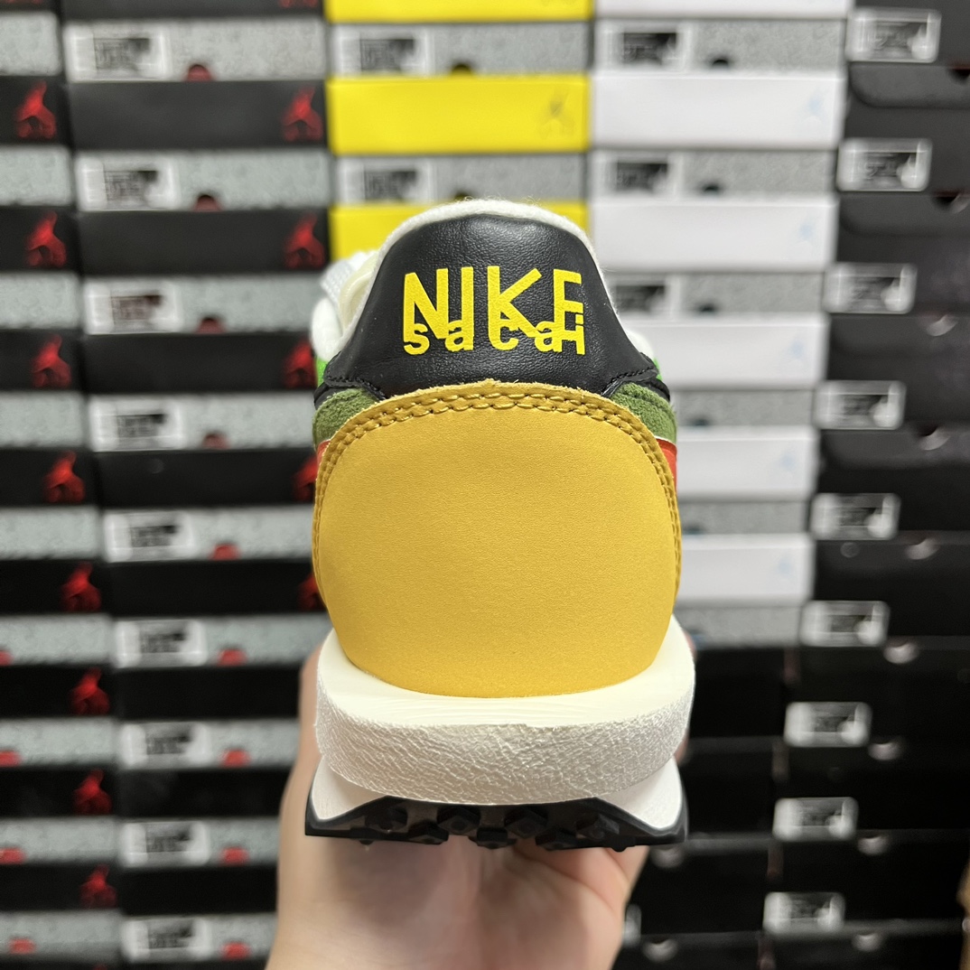 
1.0走秀 黄绿 Sacai x NK LDV Waffl Daybreak 联名走秀款解构双底双勾双