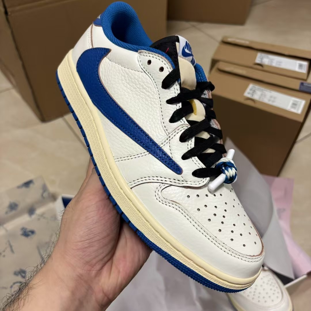 纯原 Travis Scott x Air Jordan AJ1 Low OG SP TS联名倒钩低帮 
