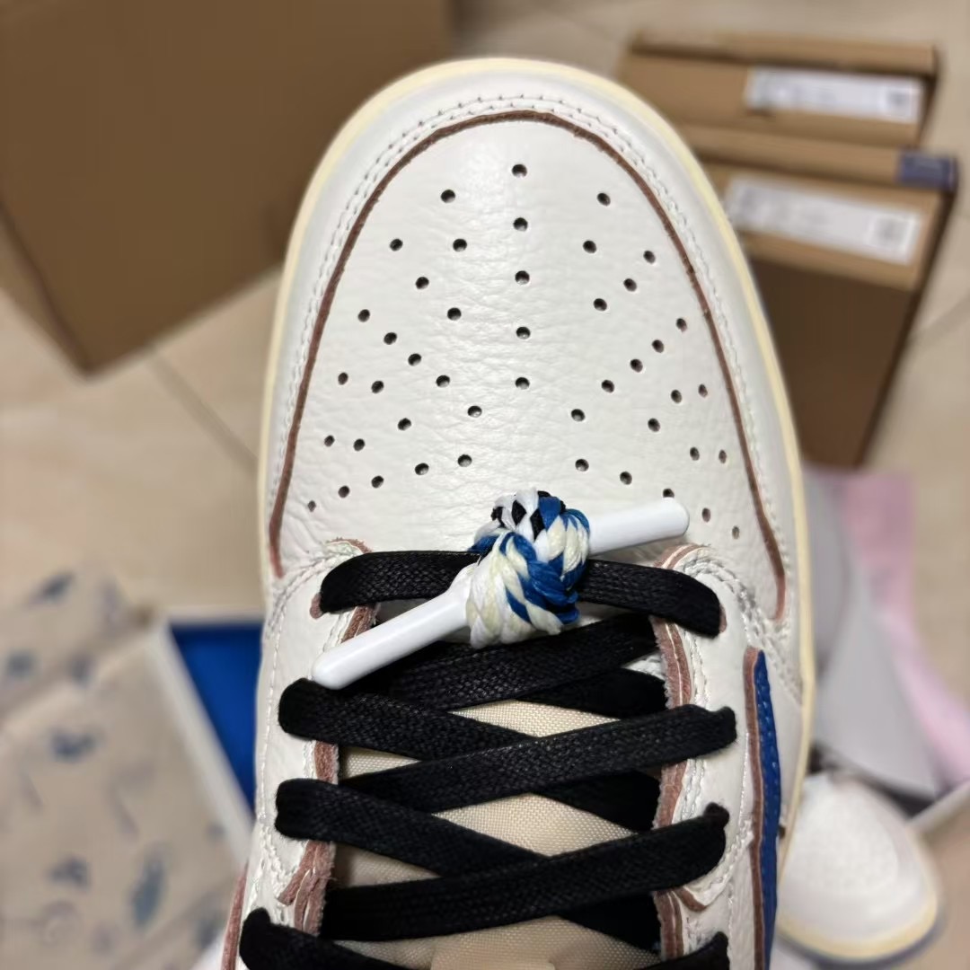 纯原 Travis Scott x Air Jordan AJ1 Low OG SP TS联名倒钩低帮 