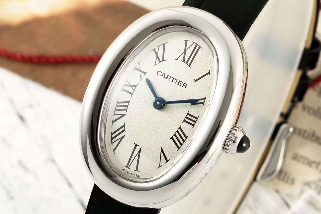 Cartier 卡地亚 Baignoire浴缸系列 腕表
