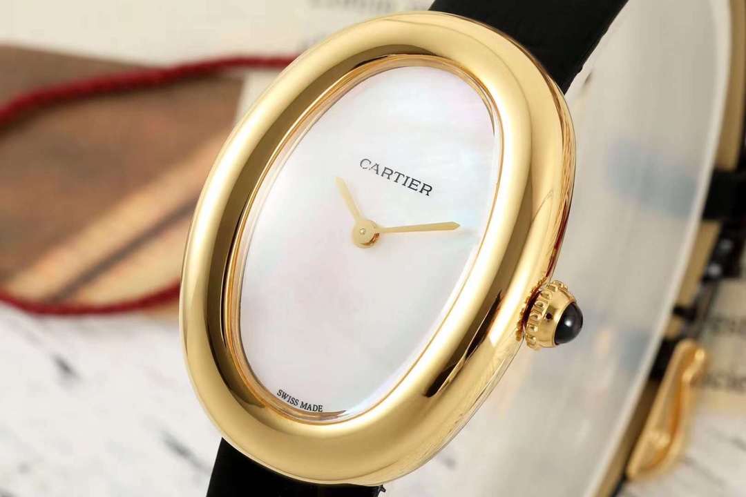 Cartier 卡地亚 Baignoire浴缸系列 腕表