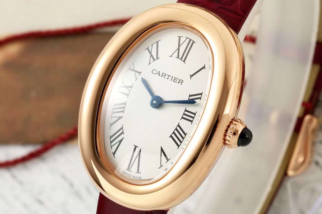 Cartier 卡地亚 Baignoire浴缸系列 腕表